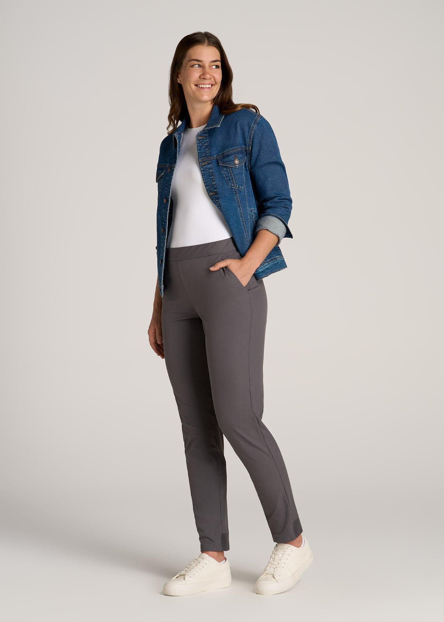 Pull-on Traveler Pants 2.0 for Tall Women in Light Ash Product Image