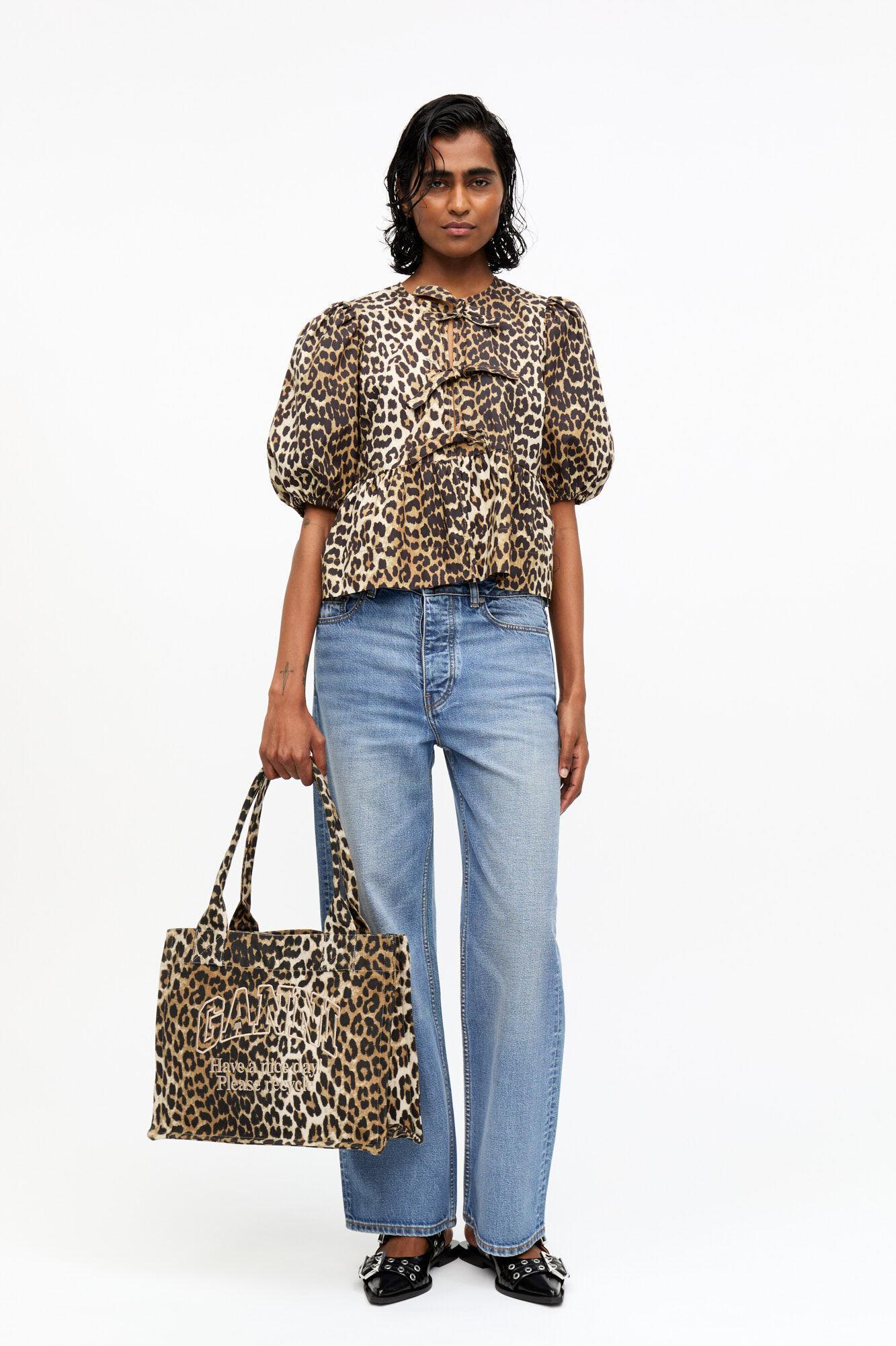 Leopard Large Tote Product Image