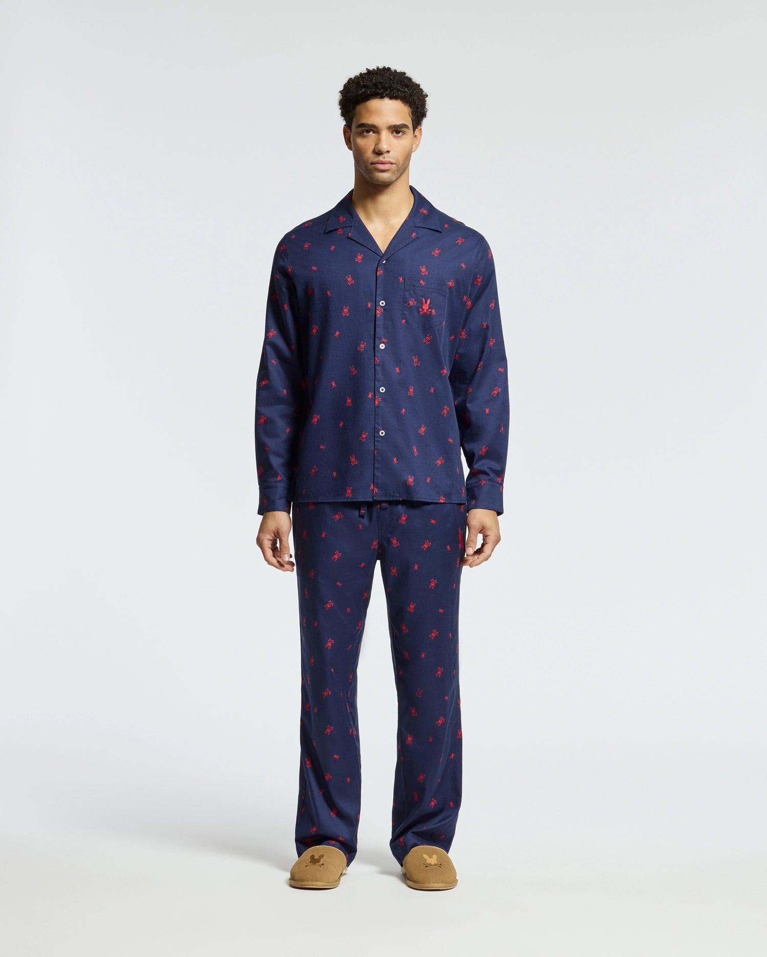 MENS ALL OVER PRINT FLANNEL PAJAMA SET - B6X343E200 Product Image