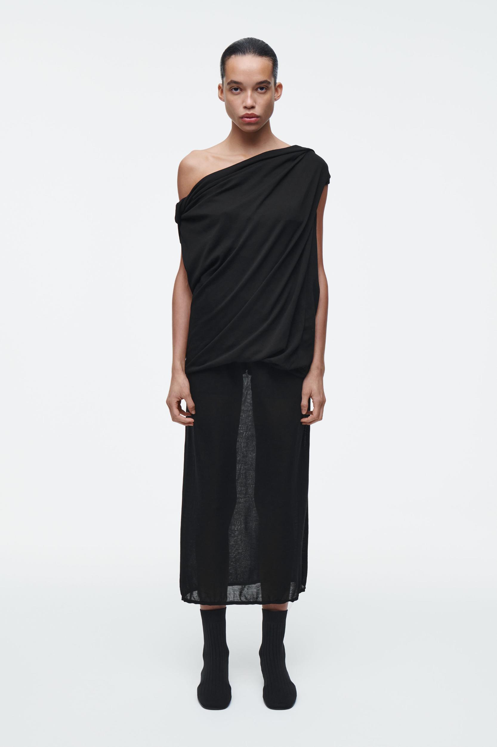 SHEER KNITTED SKIRT Product Image