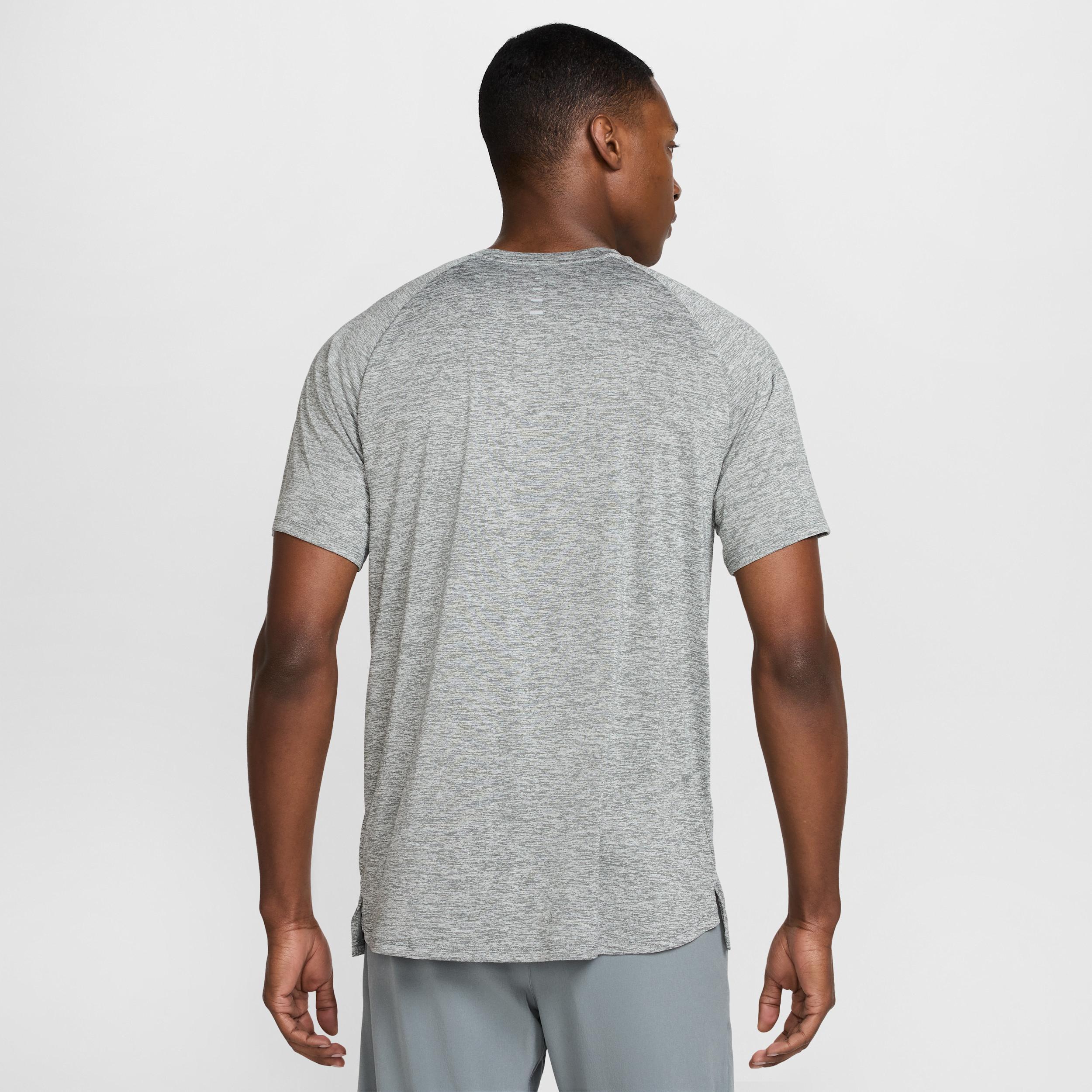 Nike Men's Stride Dri-FIT ADV Short-Sleeve Running Top Product Image