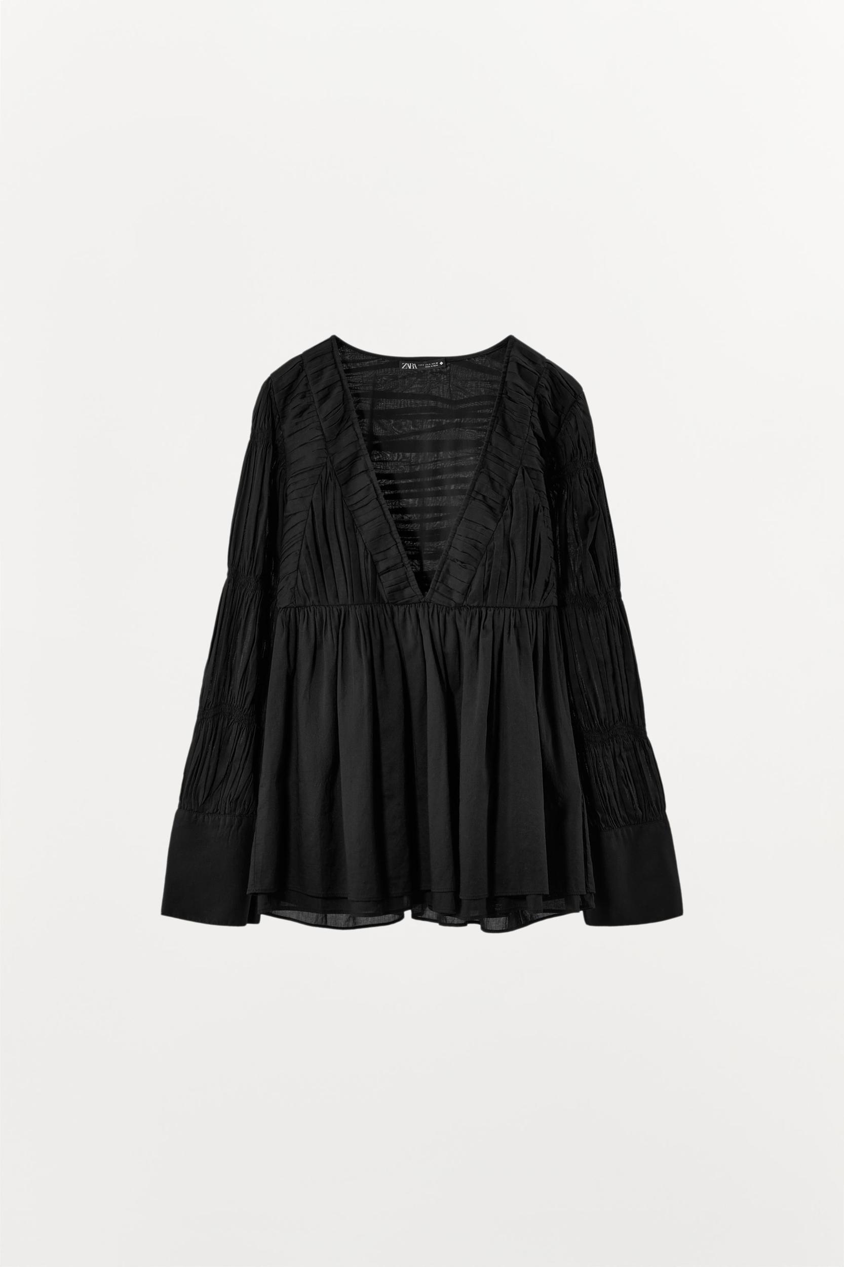 PLEATED ELASTIC BLOUSE Product Image
