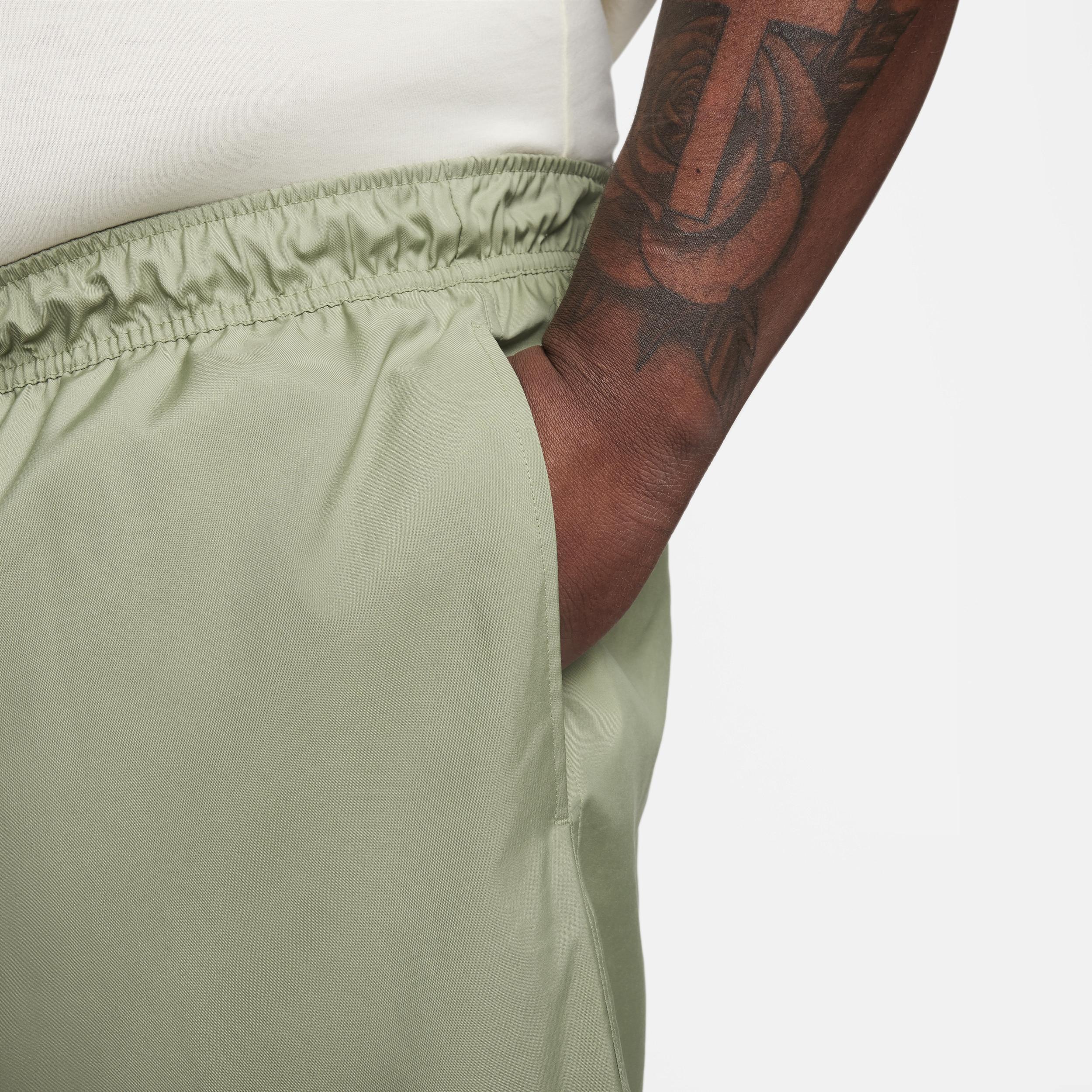 Nike Men's Club Woven Flow Shorts Product Image