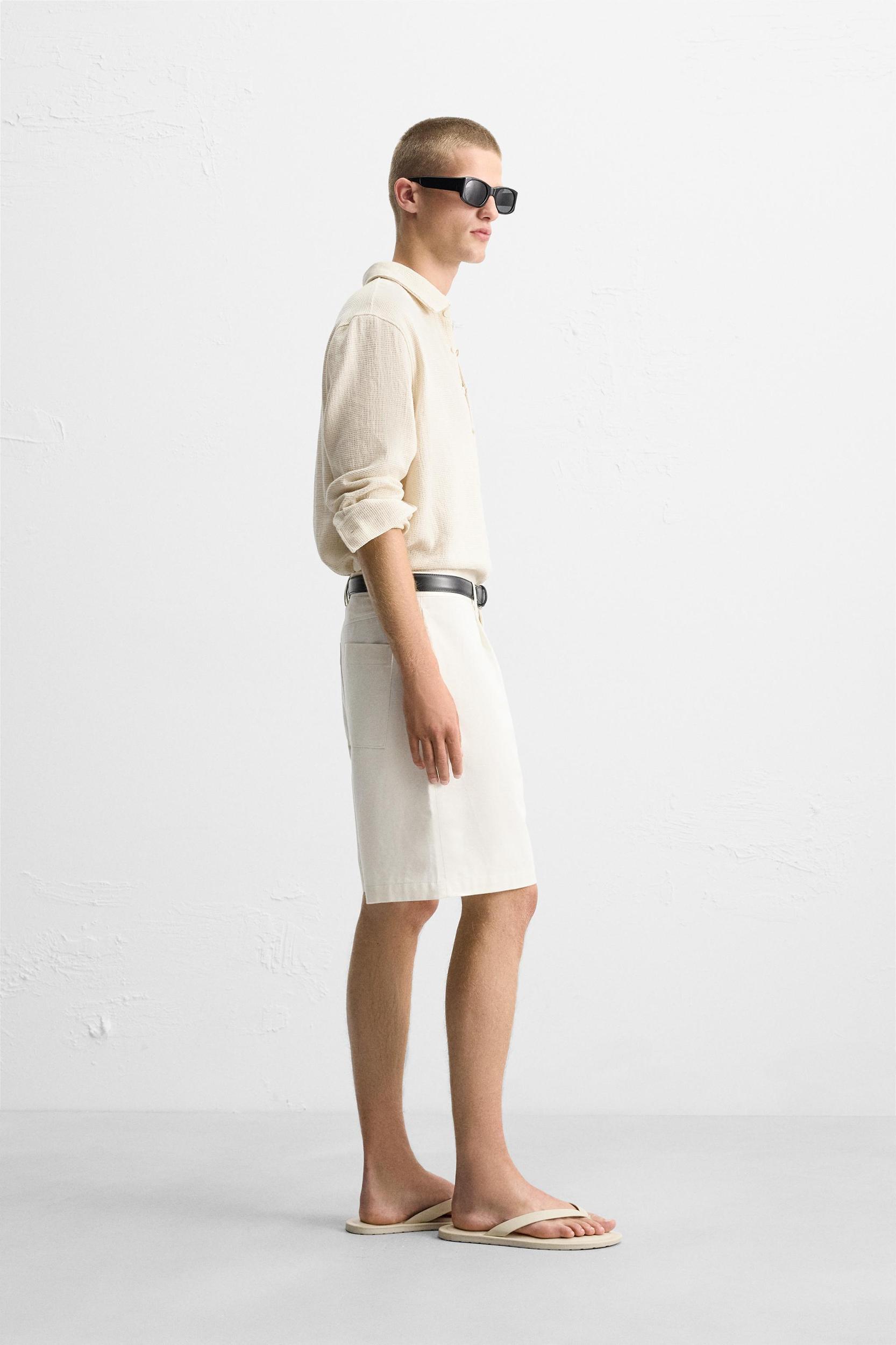 COTTON LINEN PLEATED SHORTS Product Image