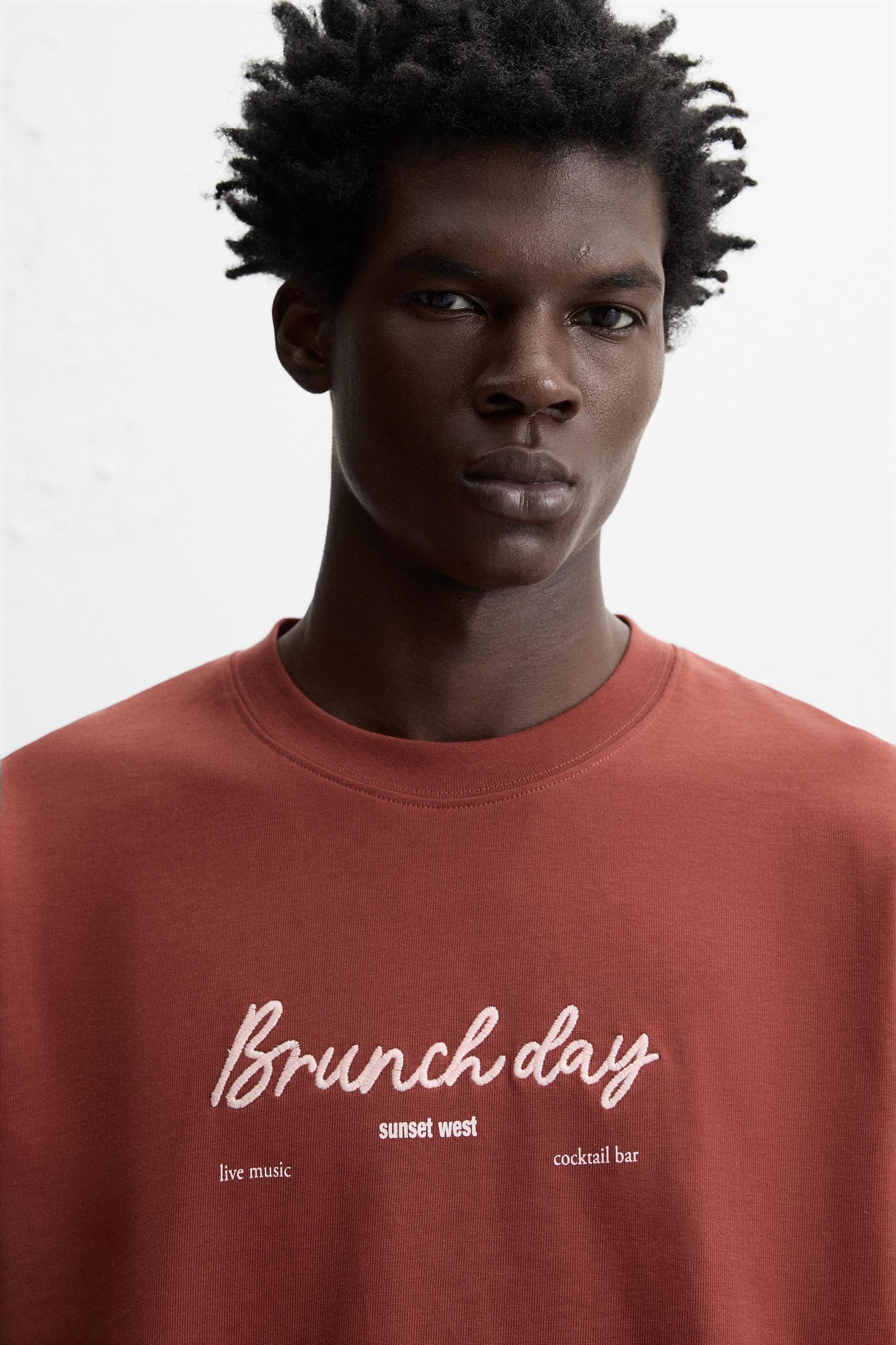 TEXT PRINT T-SHIRT Product Image