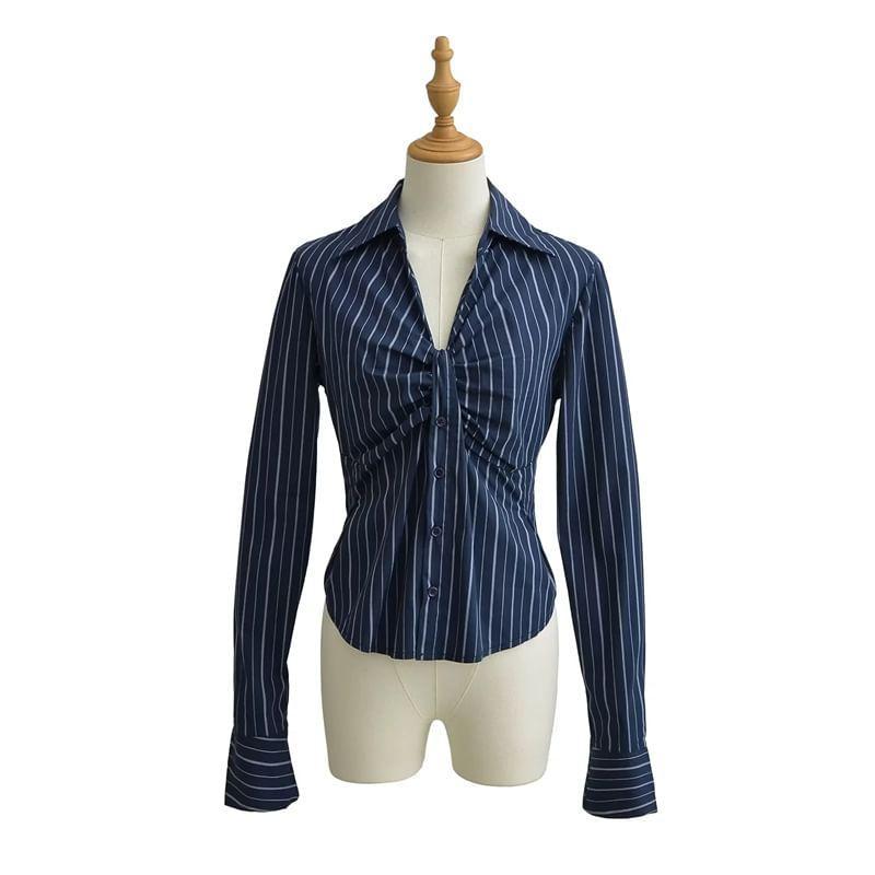 Long-Sleeve V-Neck Collared Striped Ruched Button-Up Blouse Product Image