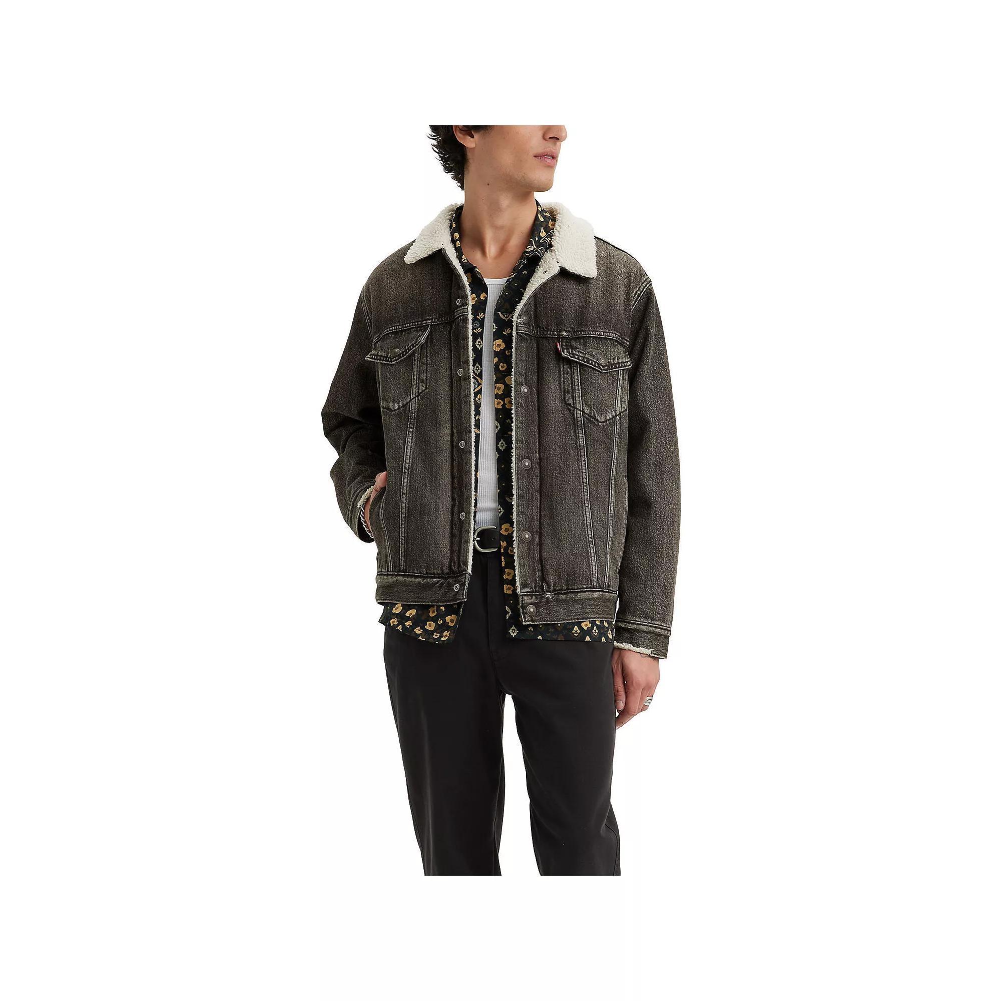 Men's Levi's® Relaxed Fit Sherpa Trucker Jacket,  Product Image