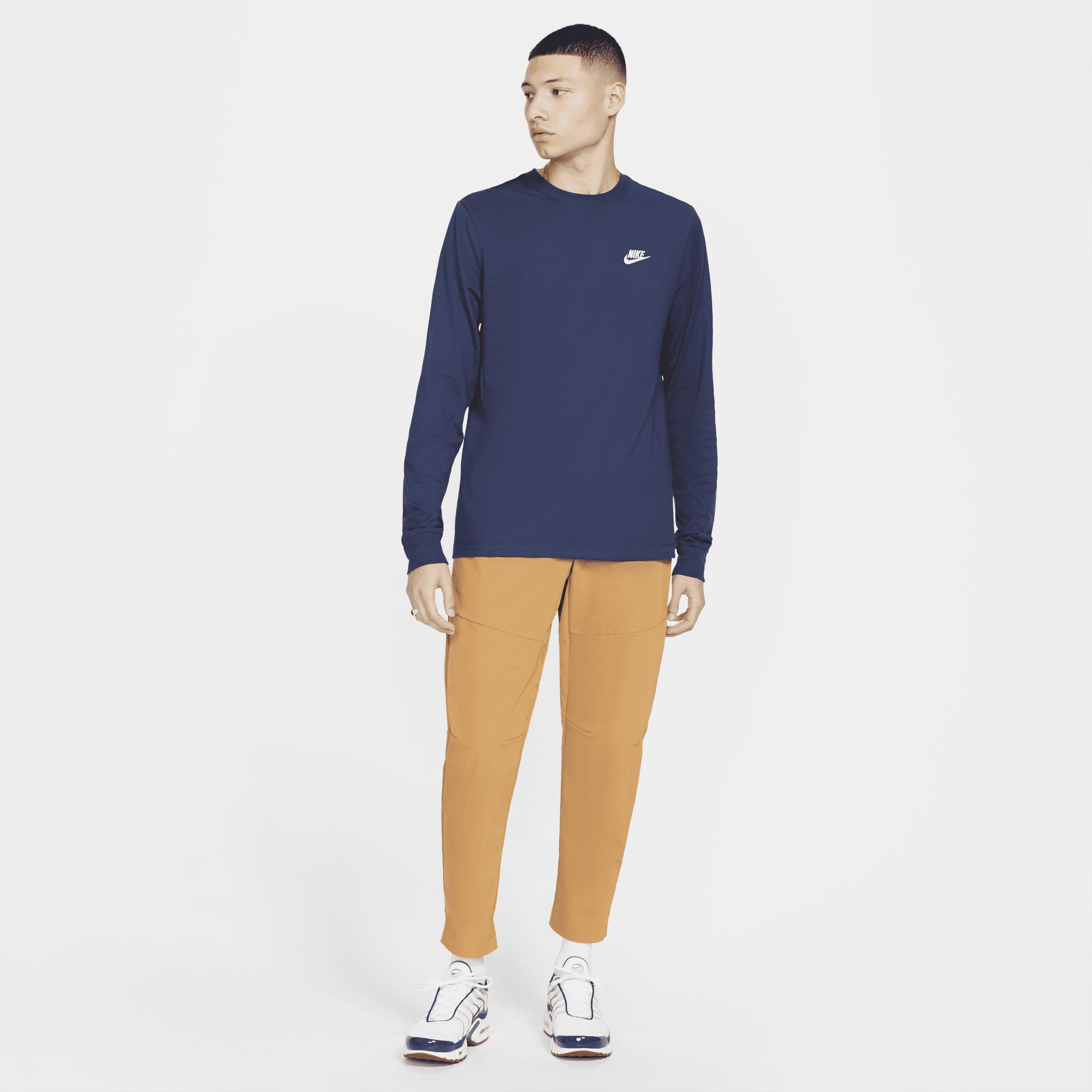 Men's Nike Sportswear Club Long-Sleeve T-Shirt Product Image