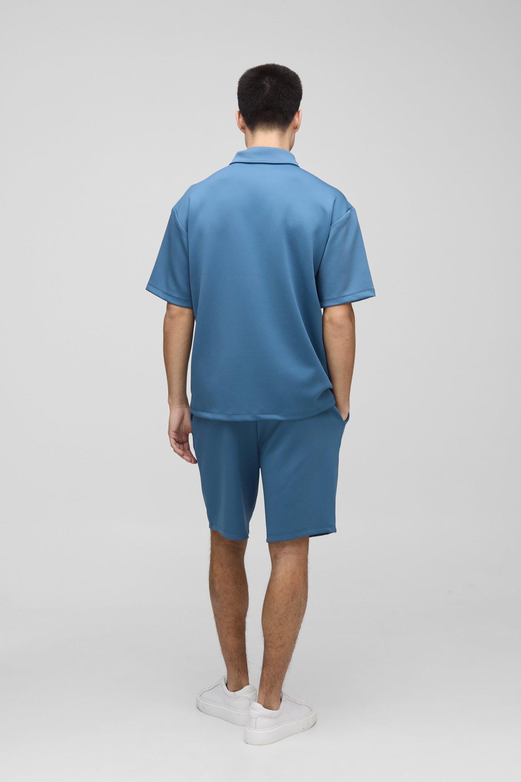 Relaxed Fit Elasticated Waist Scuba Short | boohooMAN USA Product Image
