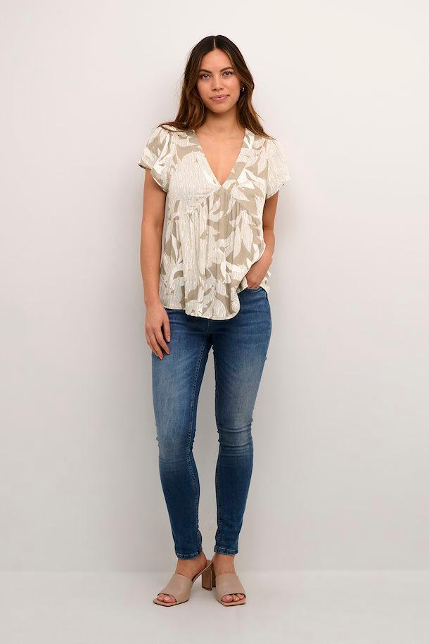 CUisla Blouse Product Image