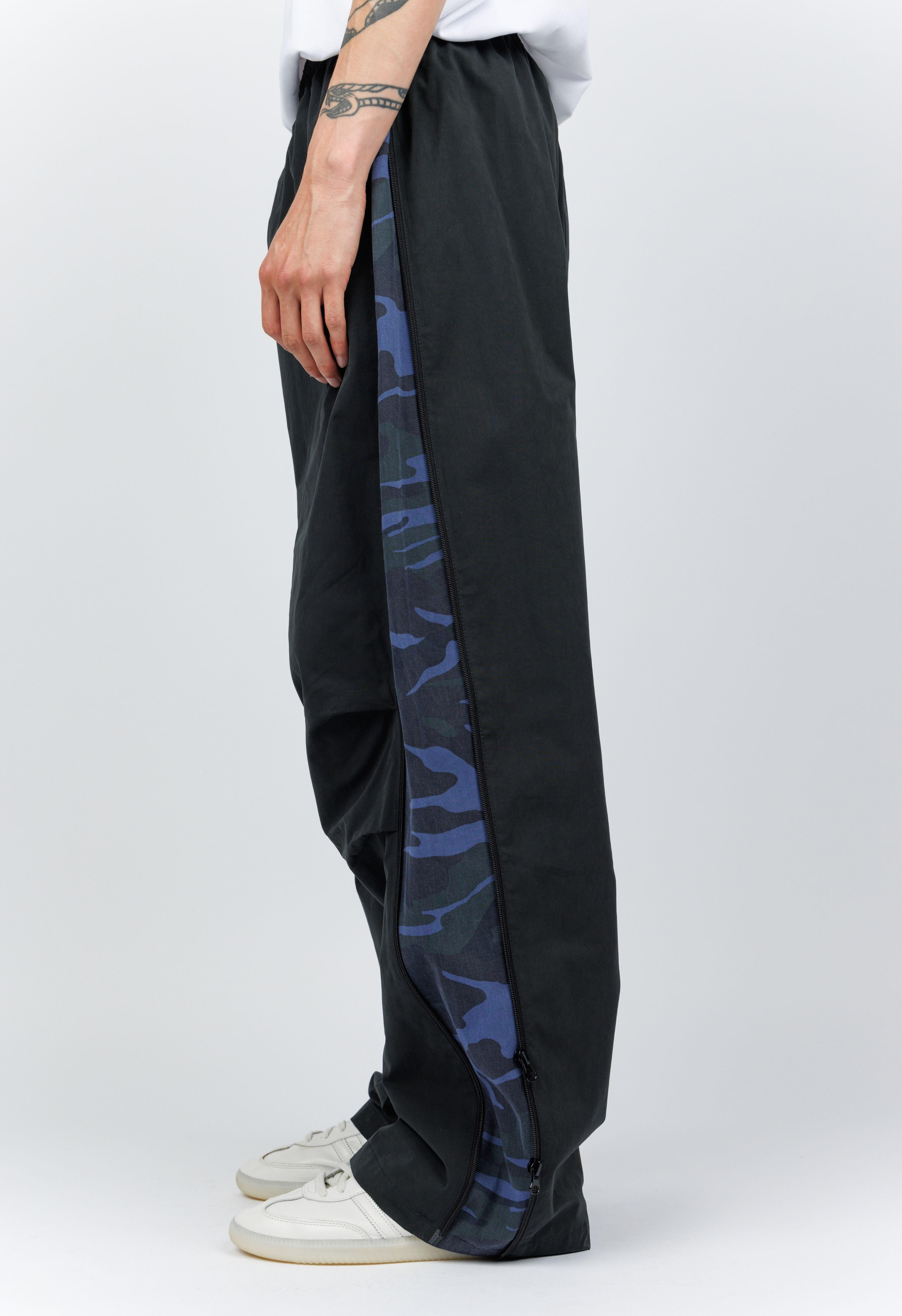 Side Zip Camo Pant in Black Product Image