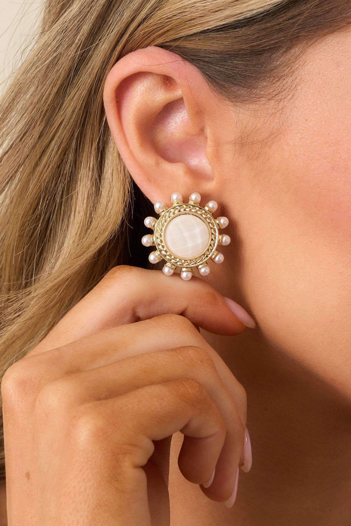 Around The World White & Gold Textured Earrings Product Image