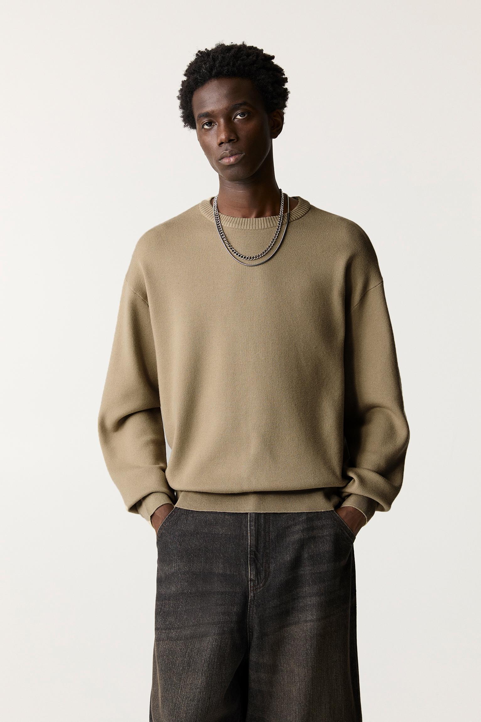 Basic soft sweater Product Image