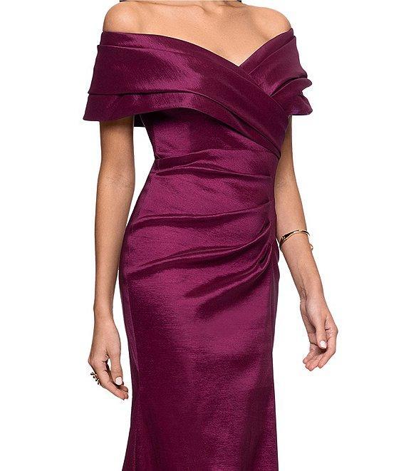 Betsy & Adam Off-the-Shoulder Stretch Taffeta Sheath Gown Product Image