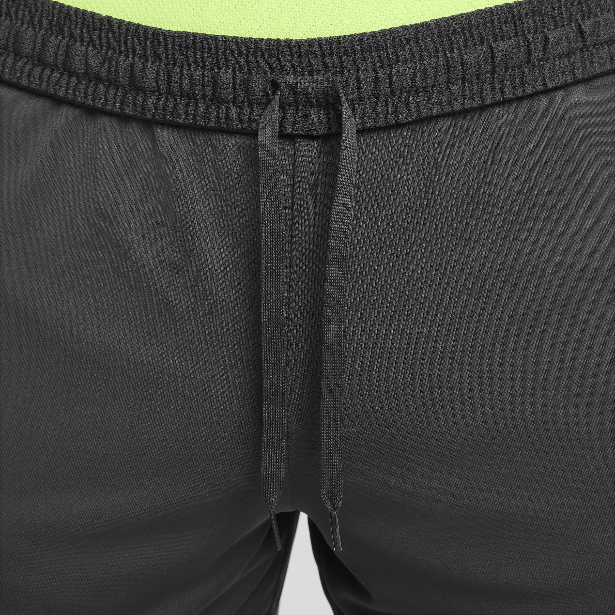 Nike Dri-FIT Academy Men's Dri-FIT Soccer Shorts Product Image