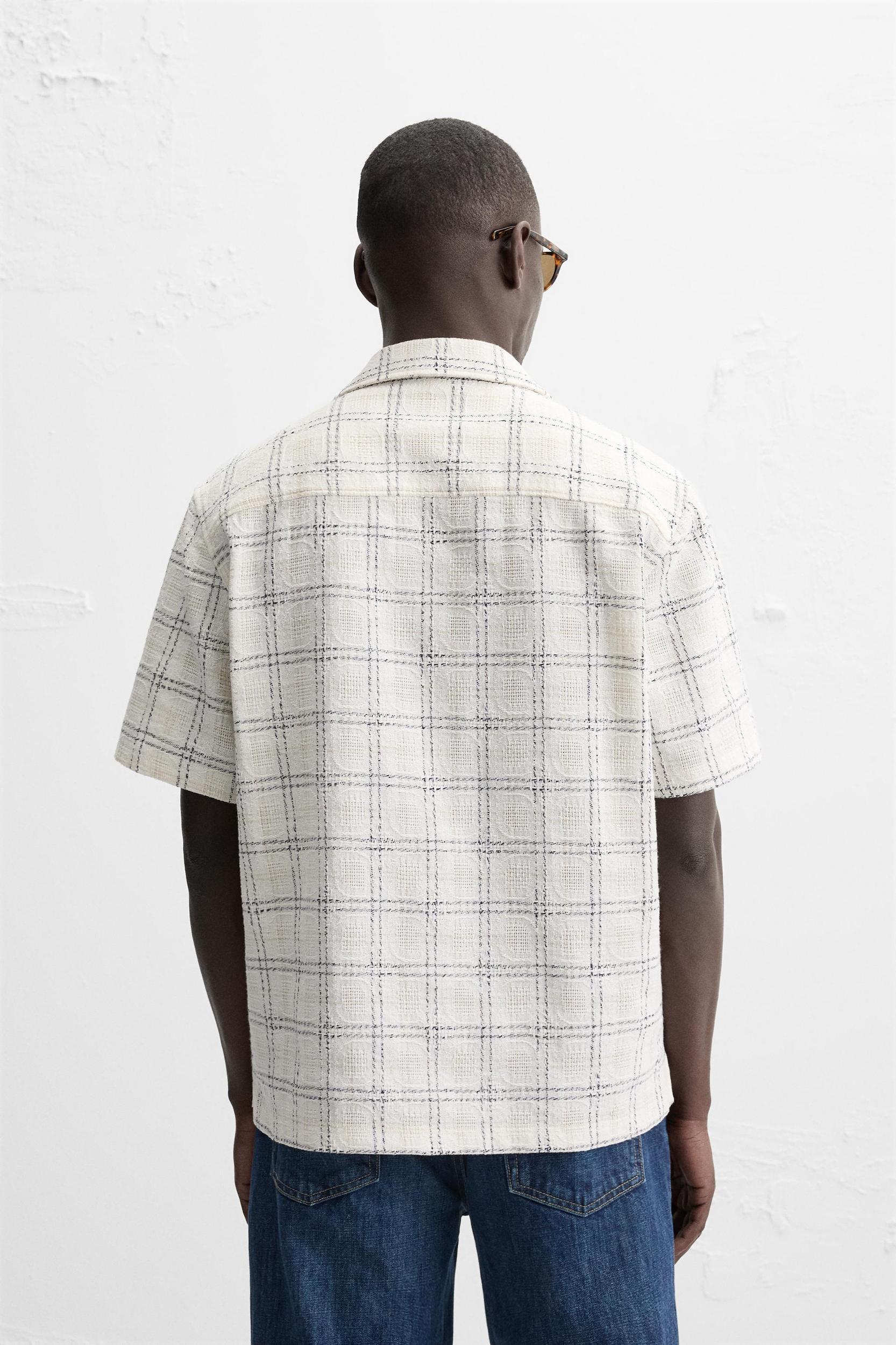 CONTRASTING TEXTURED WEAVE SHIRT Product Image
