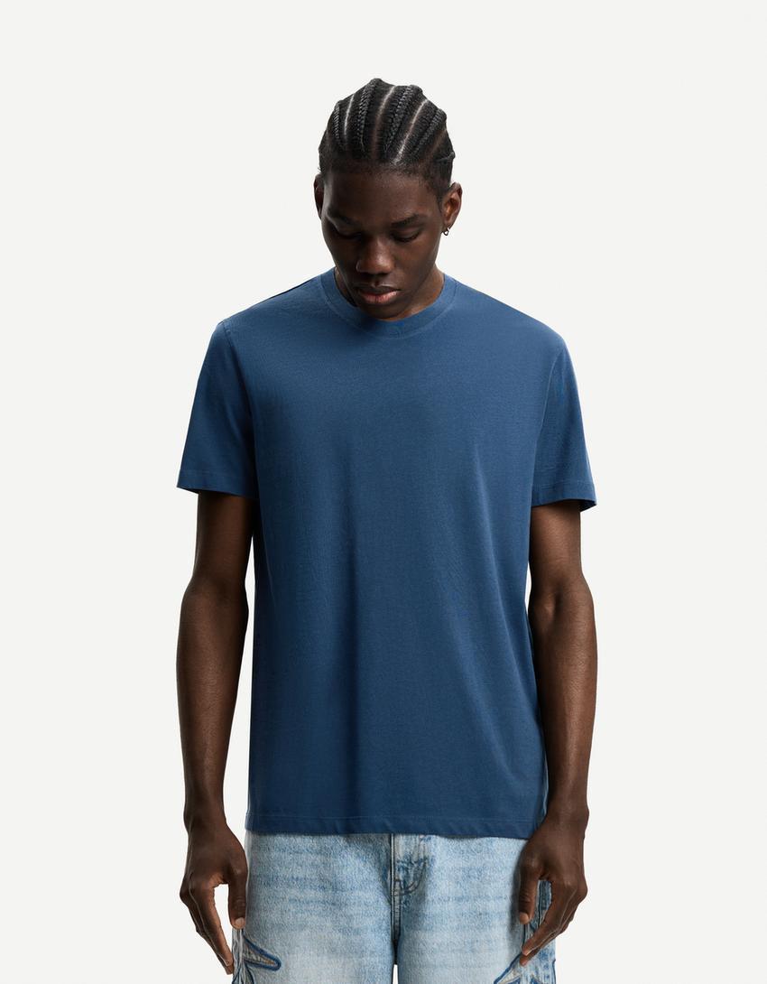 Basic short sleeve T-shirt Product Image