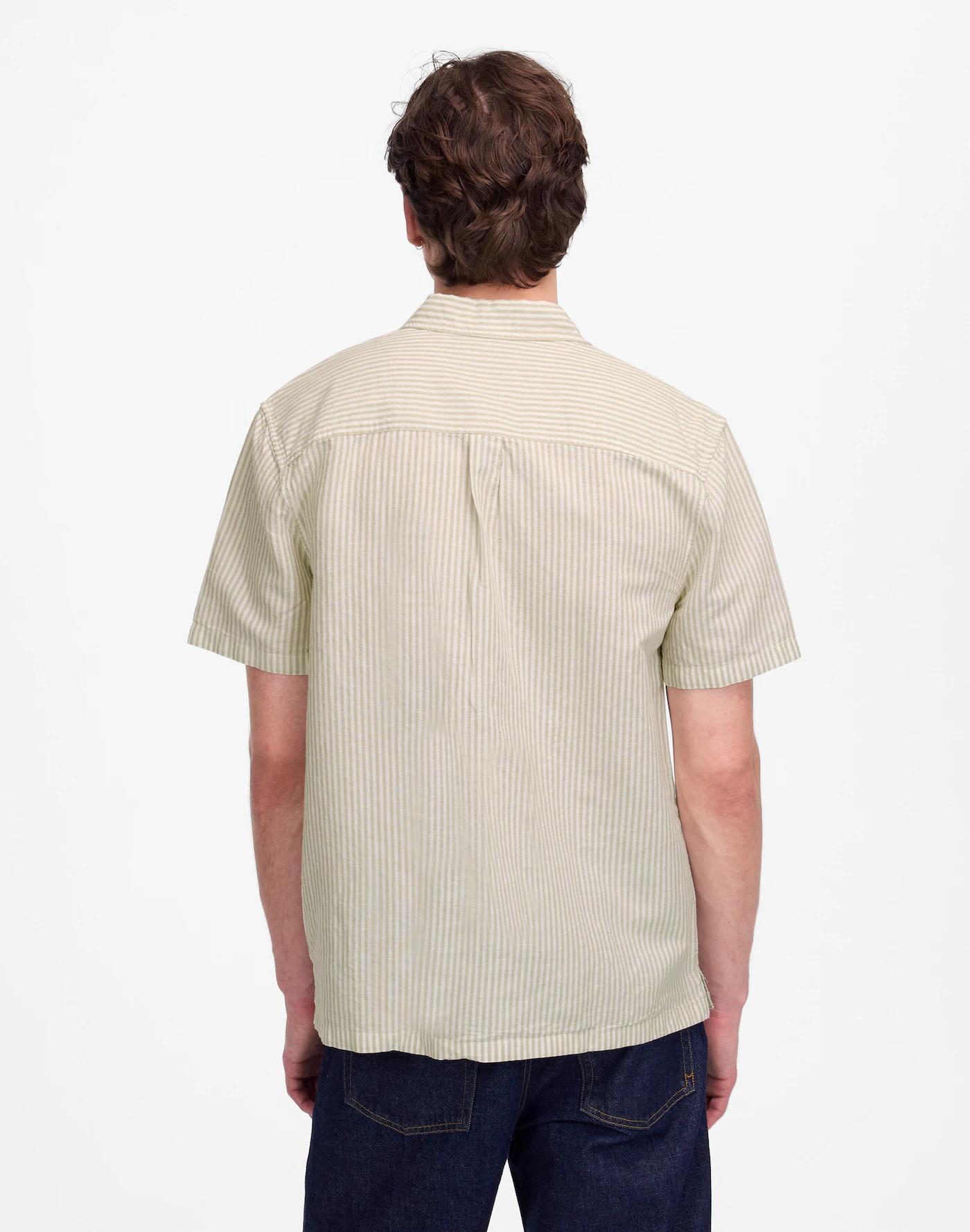 Button-Up Short-Sleeve Shirt in Cotton-Linen Blend Product Image