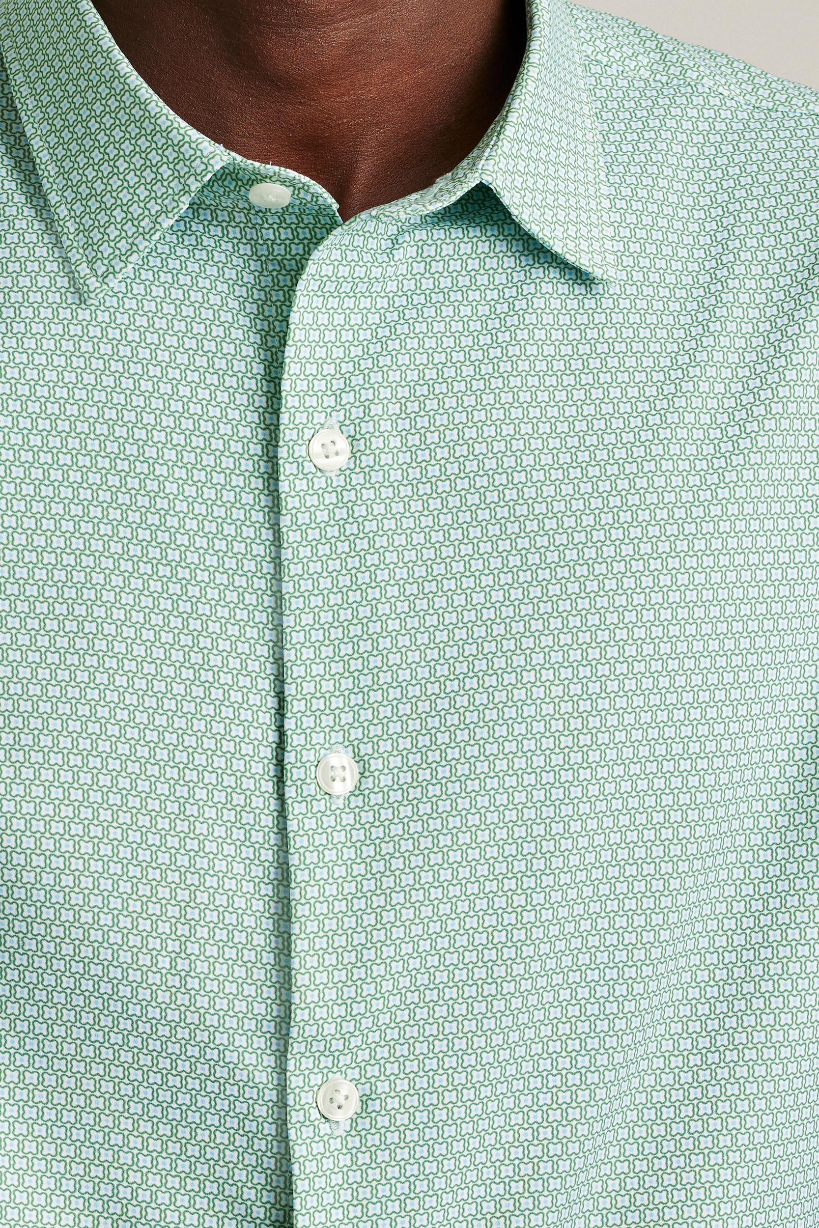 Tech Short Sleeve Shirt Product Image