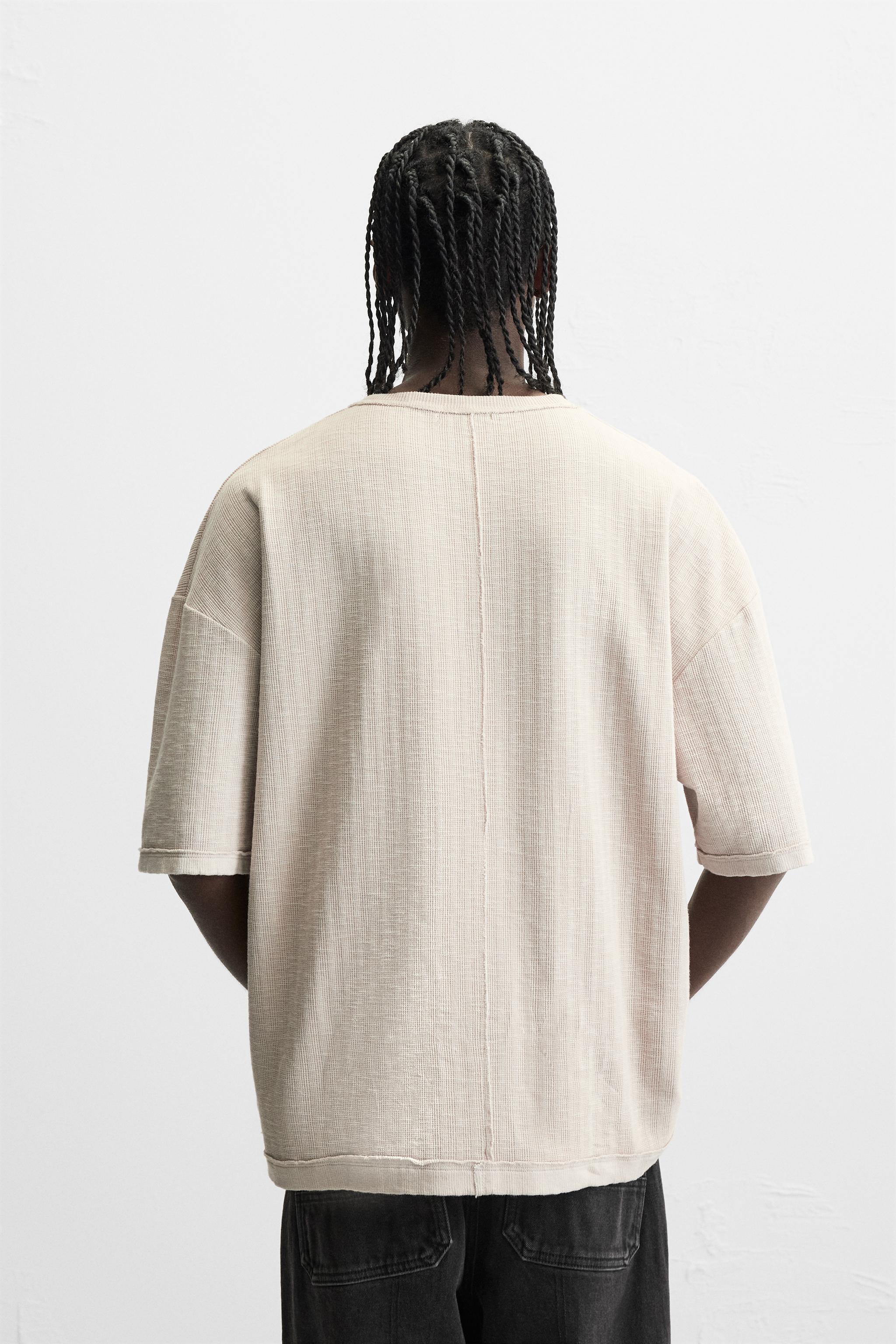 WASHED TEXTURED KNIT T-SHIRT Product Image