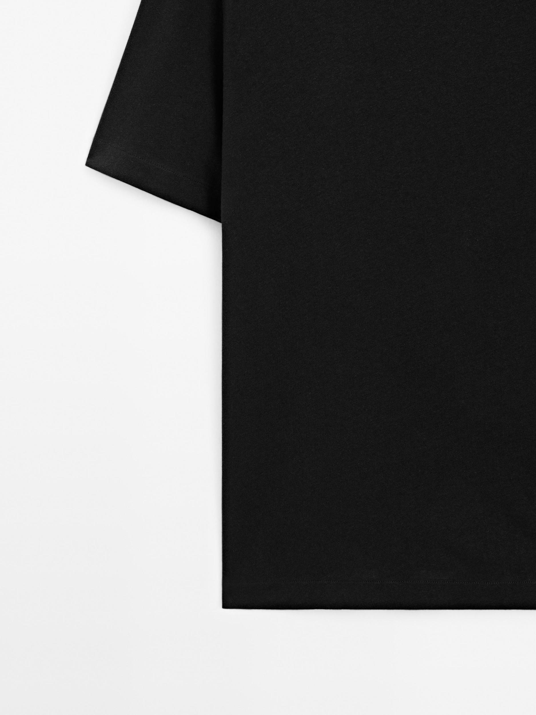 Short sleeve linen blend T-shirt Product Image