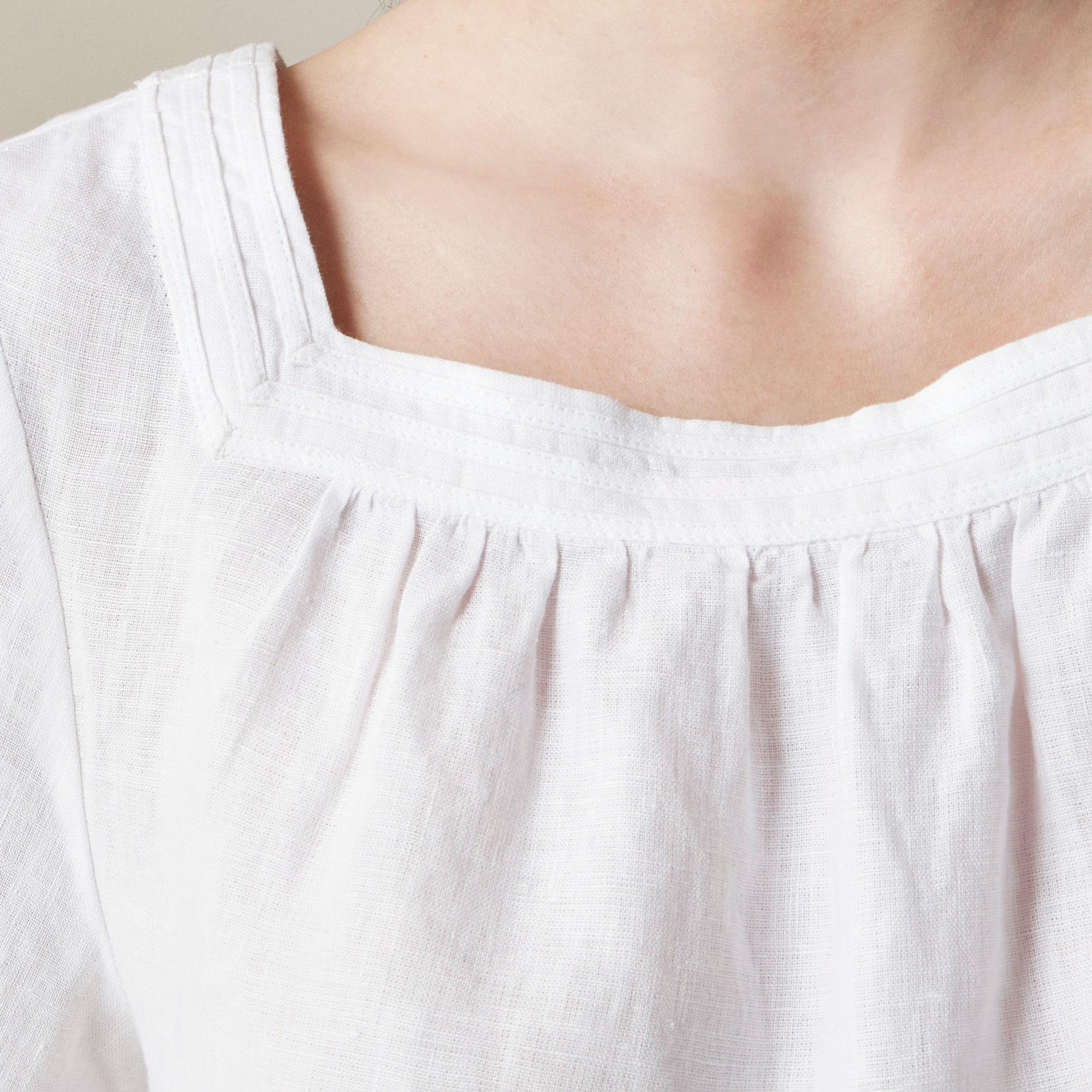 Sailor squareneck top in linen Product Image
