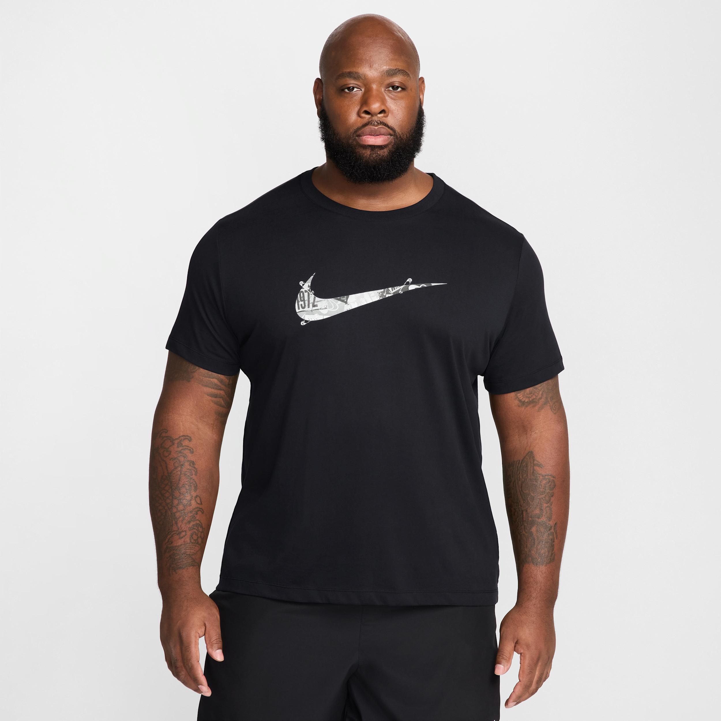 Nike Men's Dri-FIT Running T-Shirt Product Image