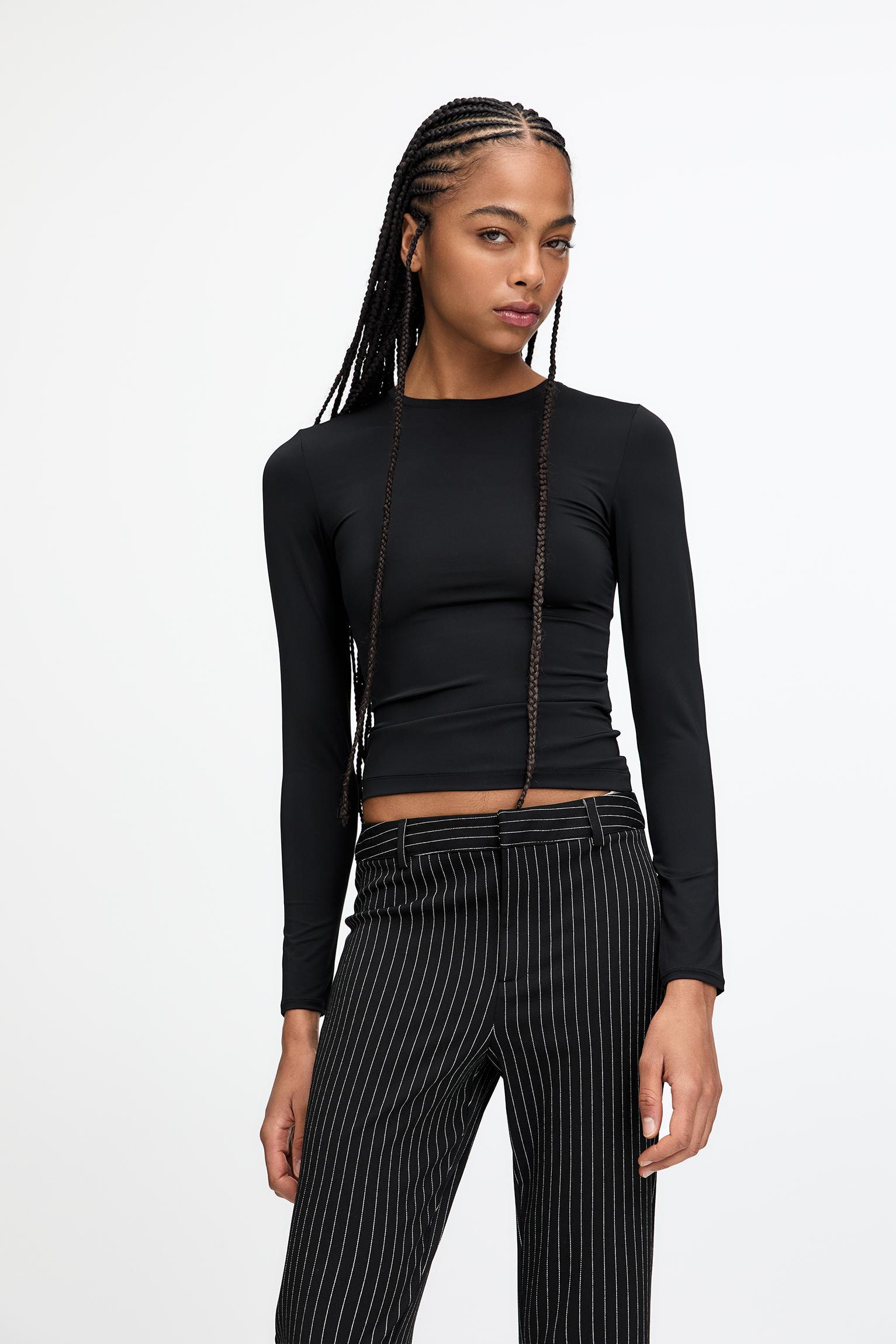 Long sleeve polyamide T-shirt Product Image