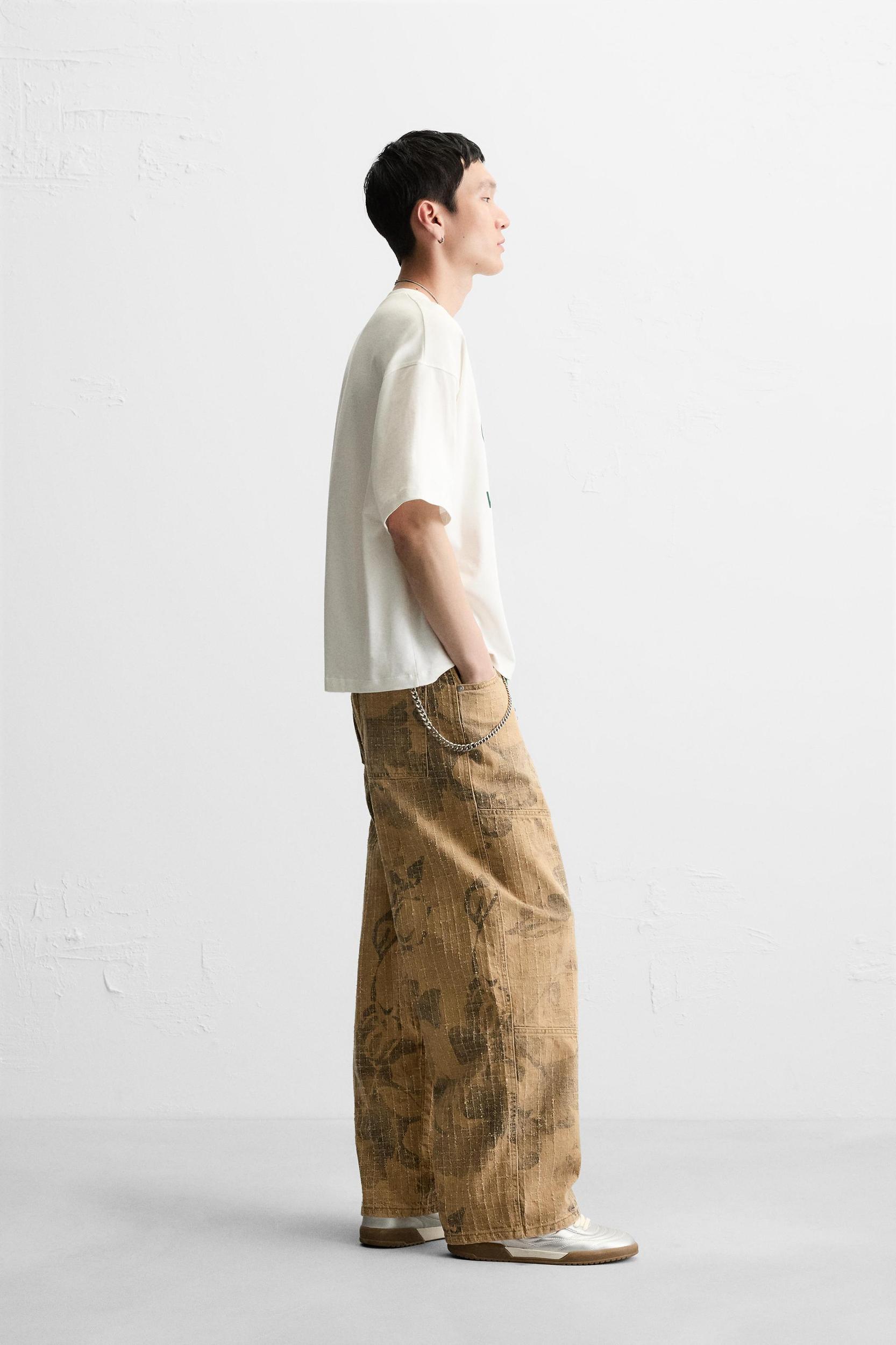 TEXT PRINT T-SHIRT Product Image