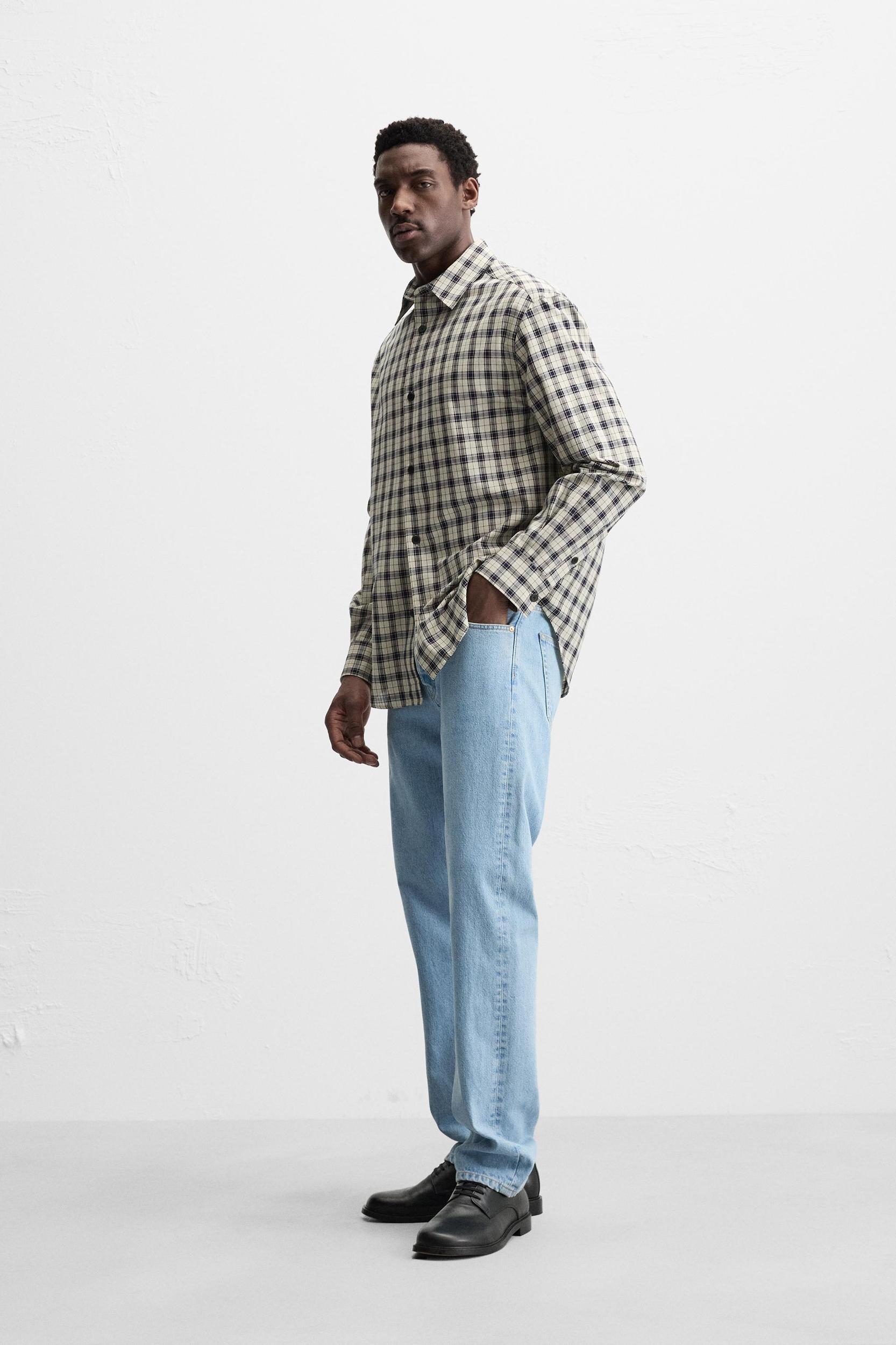 PLAID SHIRT Product Image