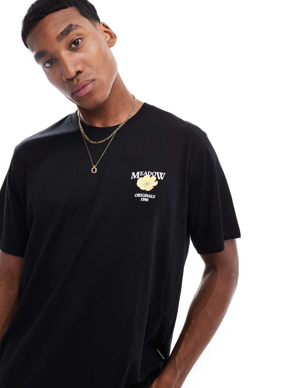 Jack & Jones oversized t-shirt with meadow back print in black Product Image