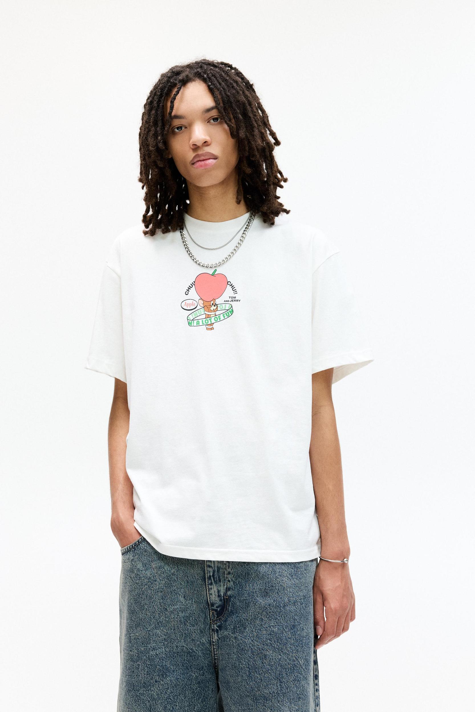 Tom and Jerry white T-shirt Product Image