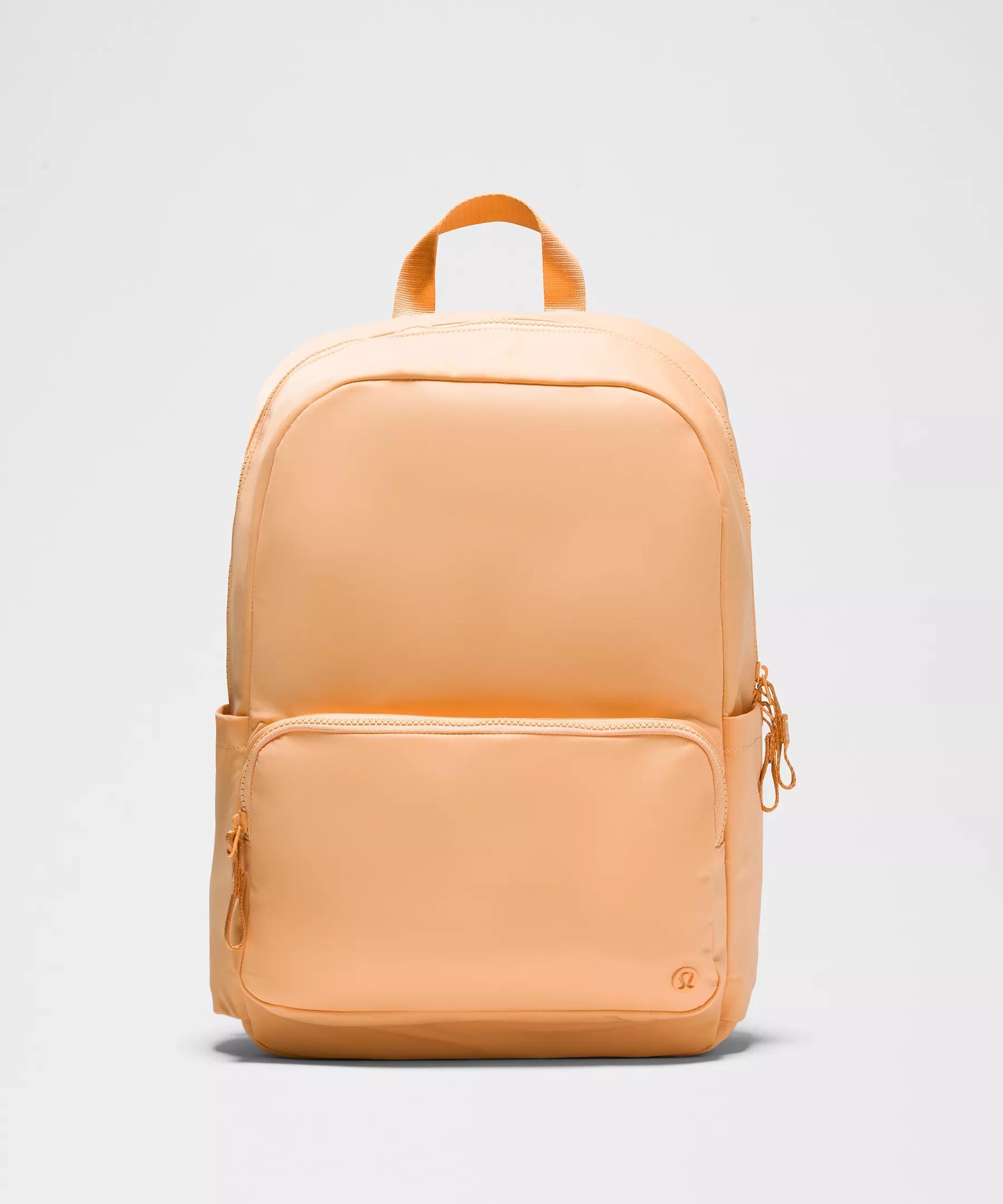 Everywhere Backpack 22L Product Image