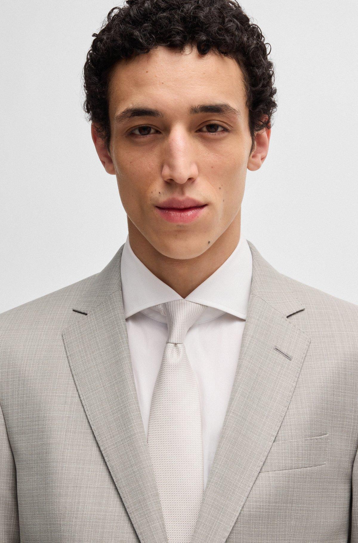 Slim-fit suit in patterned wool Product Image