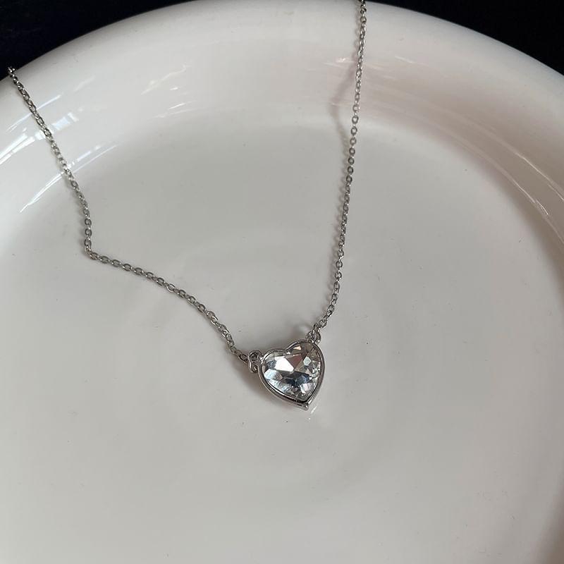 Heart Necklace Product Image