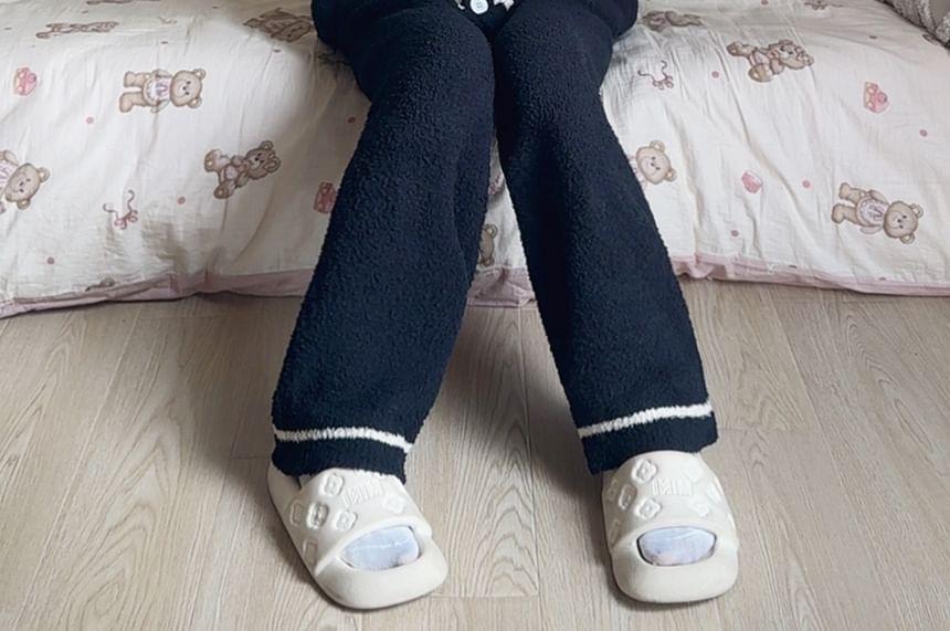 Contrast Trim Fleece Pajama Set Product Image