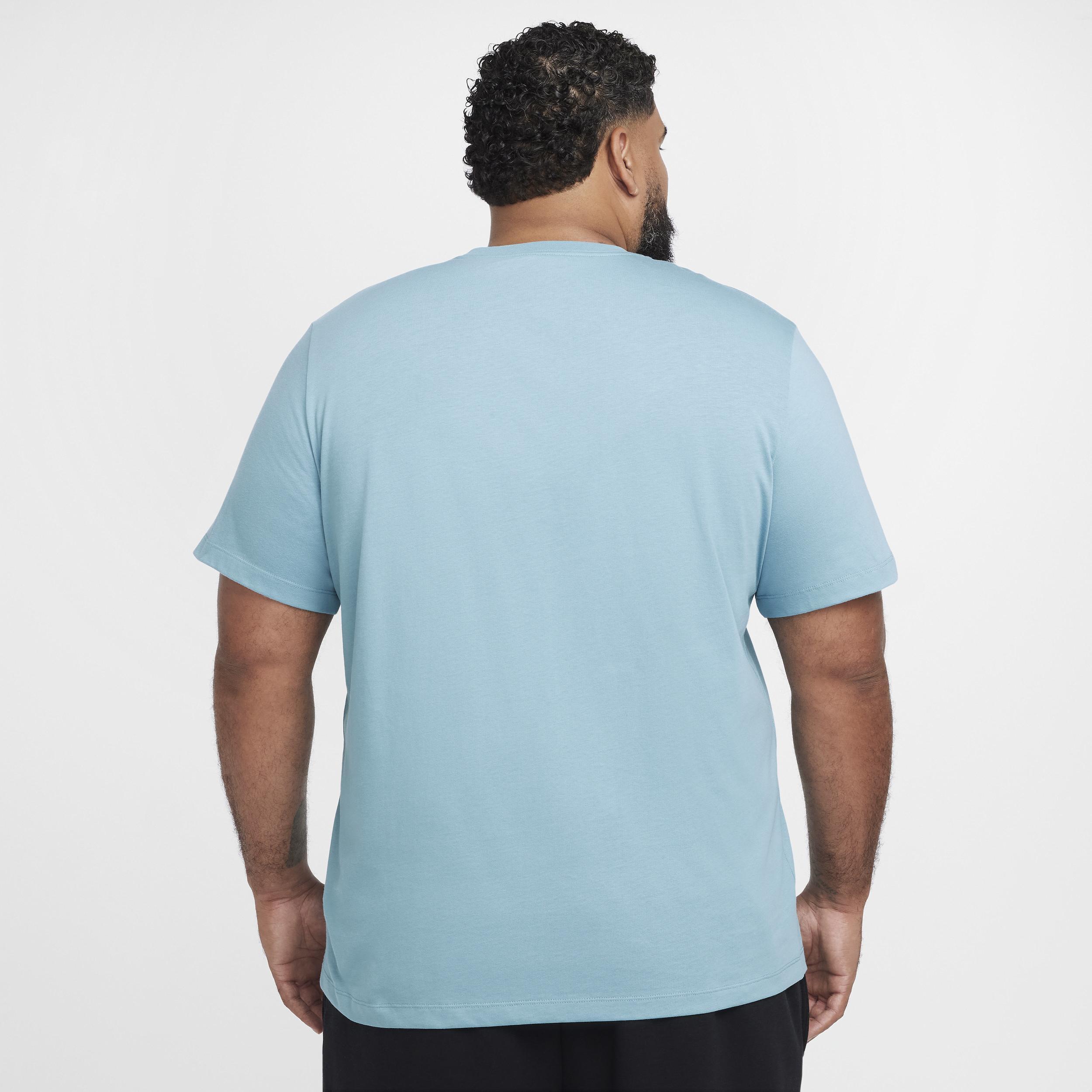 Nike Men's Fitness T-Shirt Product Image