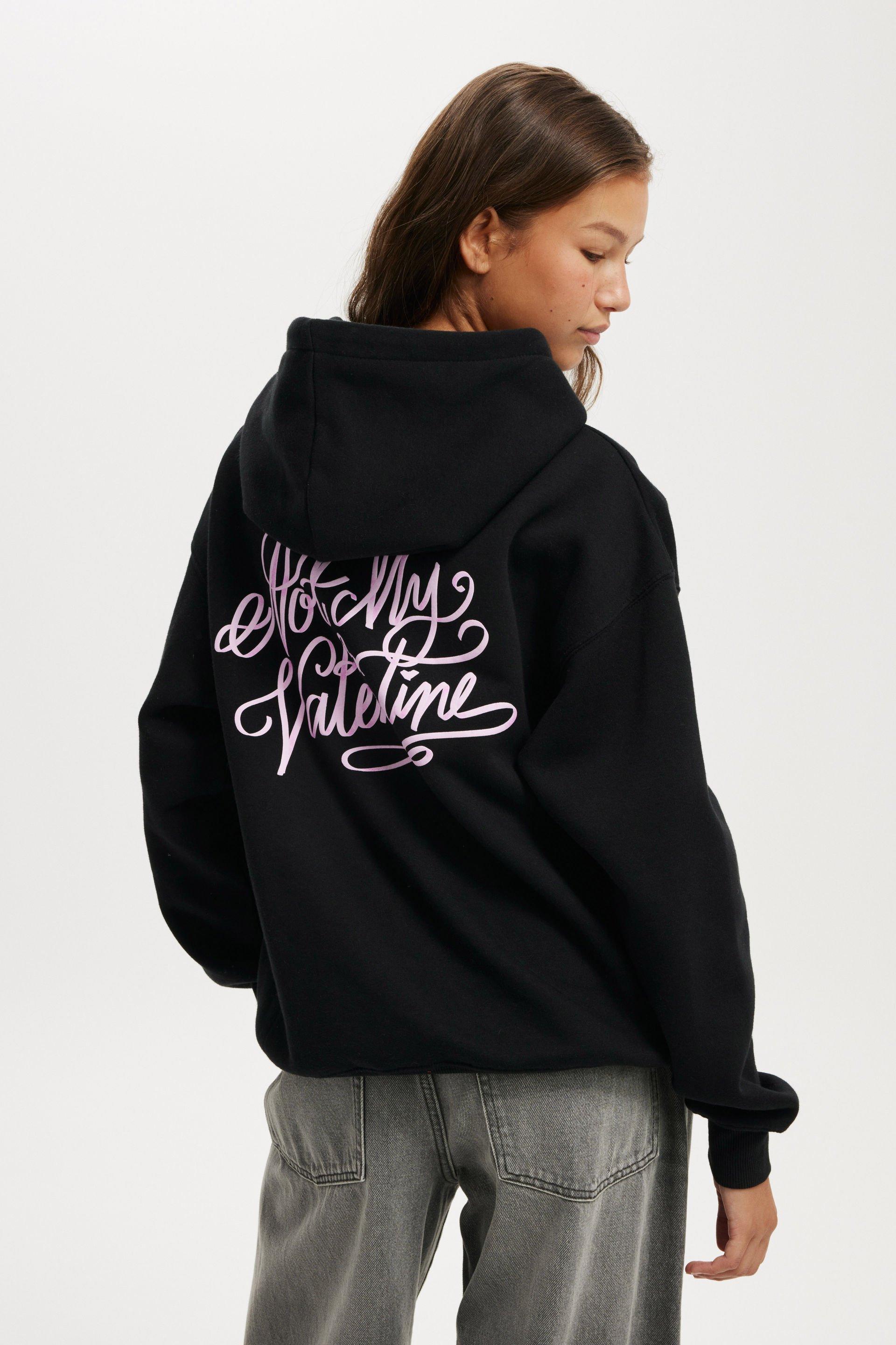 Classic Fleece Graphic Hoodie Product Image