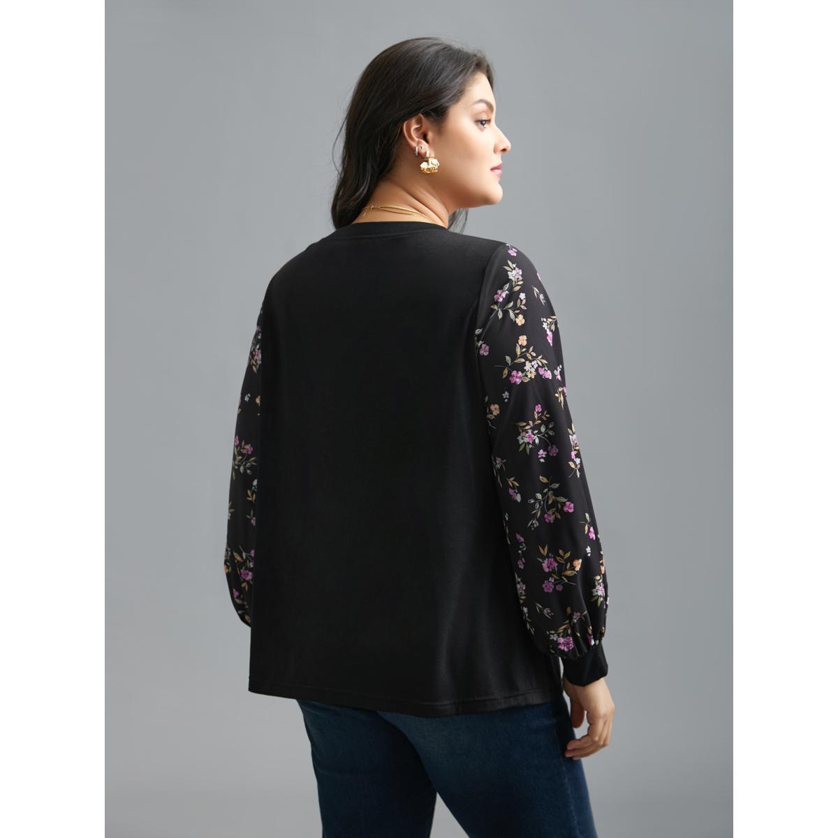 Plus Size Floral Spliced Sleeve Stretchy T-Shirt Black Women Elegant Contrast Natural Flowers Round Neck Everyday T-shirts BloomChic 14-16/1X Product Image