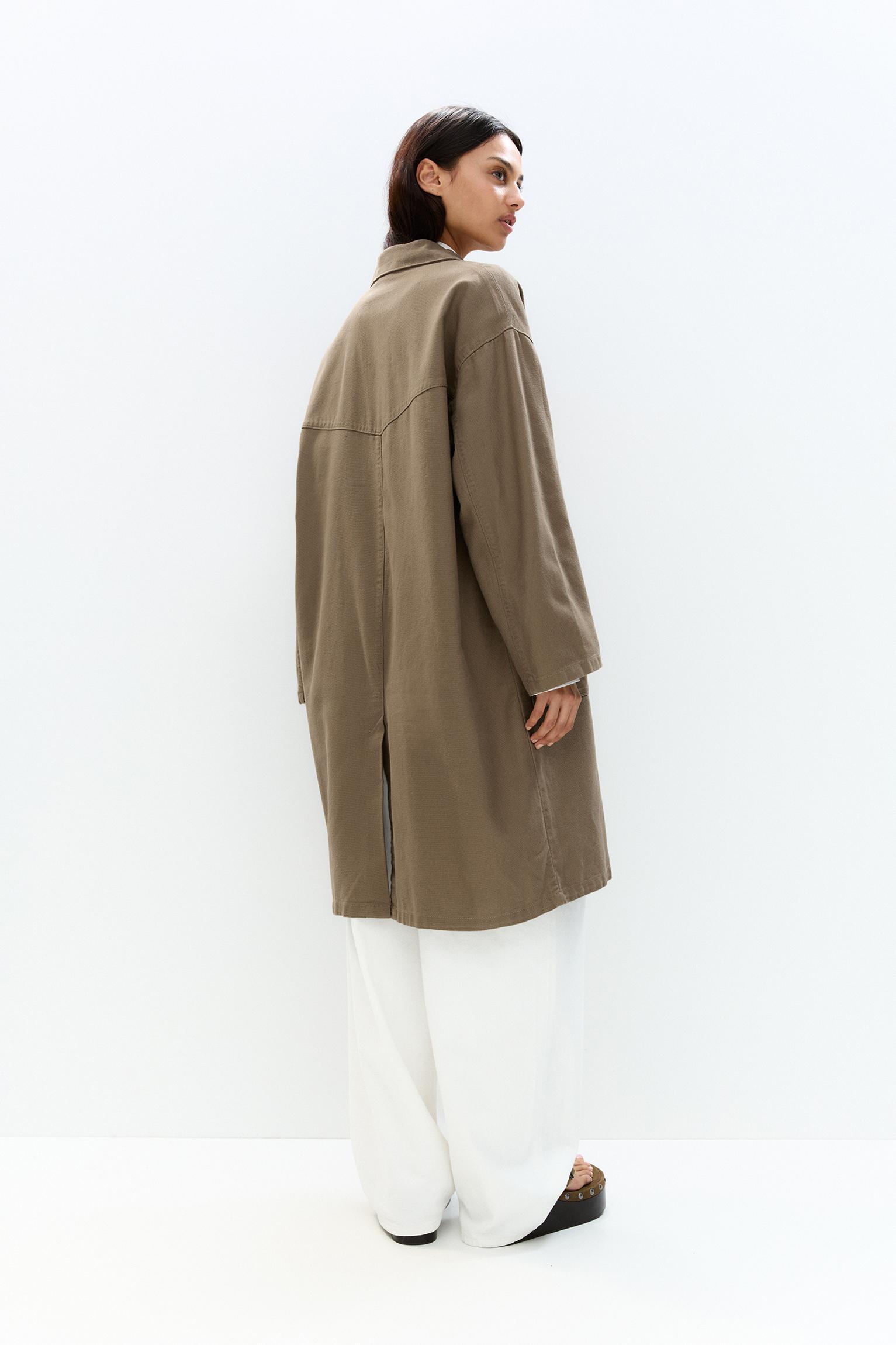 Oversize coat with pockets Product Image