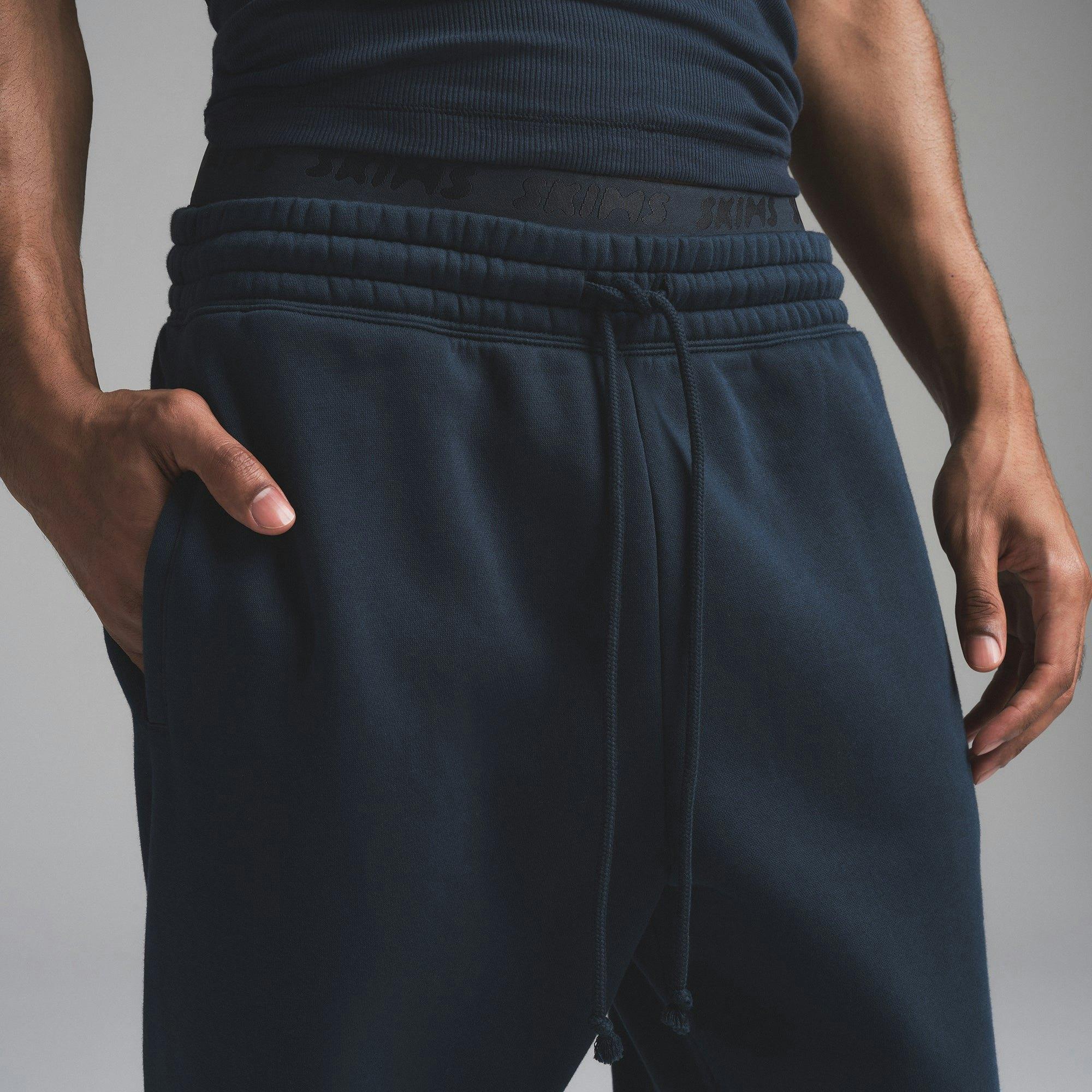 OUTDOOR JERSEY MENS TAPERED JOGGER | TRUFFLE Product Image