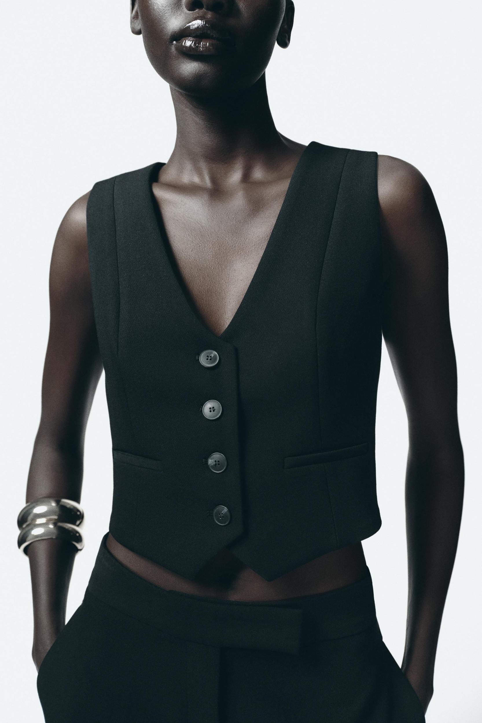 TAILORED SHORT WAISTCOAT Product Image
