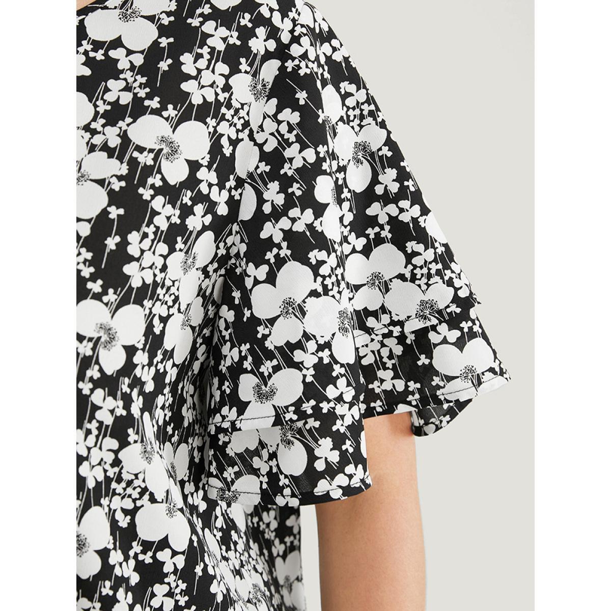 Plus Size BlackFlower Ditsy Floral Tiered Sleeve Round Neck Ruffle Blouse Women Elegant Short sleeve Round Neck Dailywear Blouses BloomChic 22-24/3X Product Image