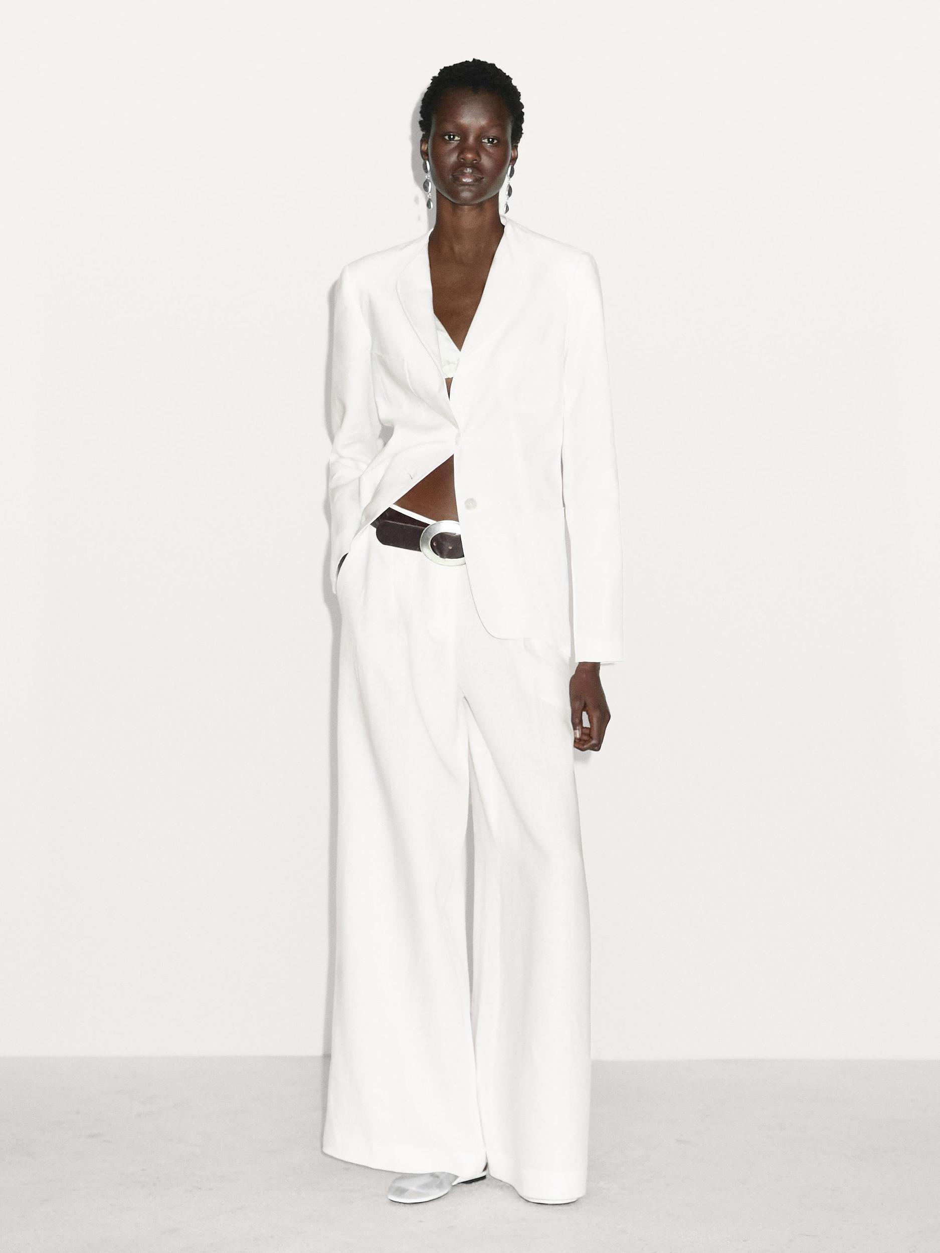 100% linen blazer with lapel detail Product Image