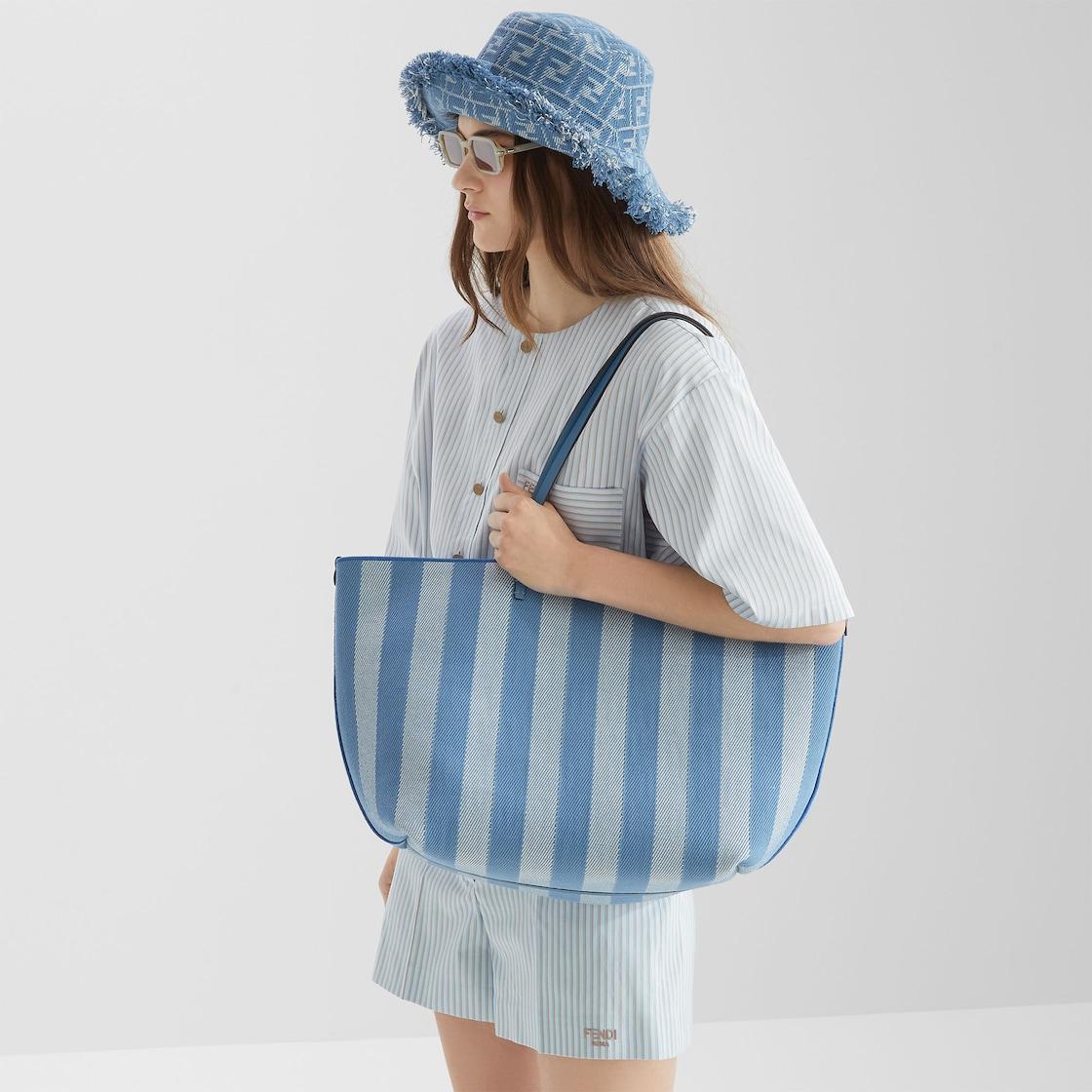 HatBlue FF cotton bucket hat Product Image