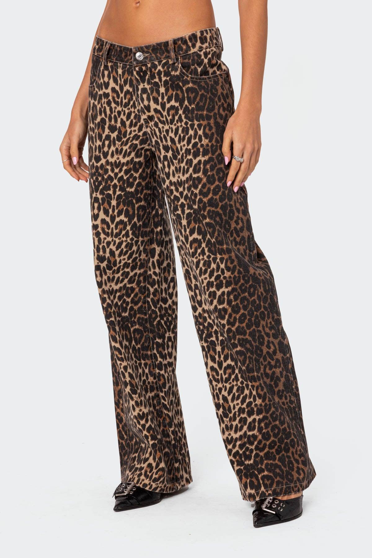 Leopard Printed Low Rise Baggy Jeans Product Image