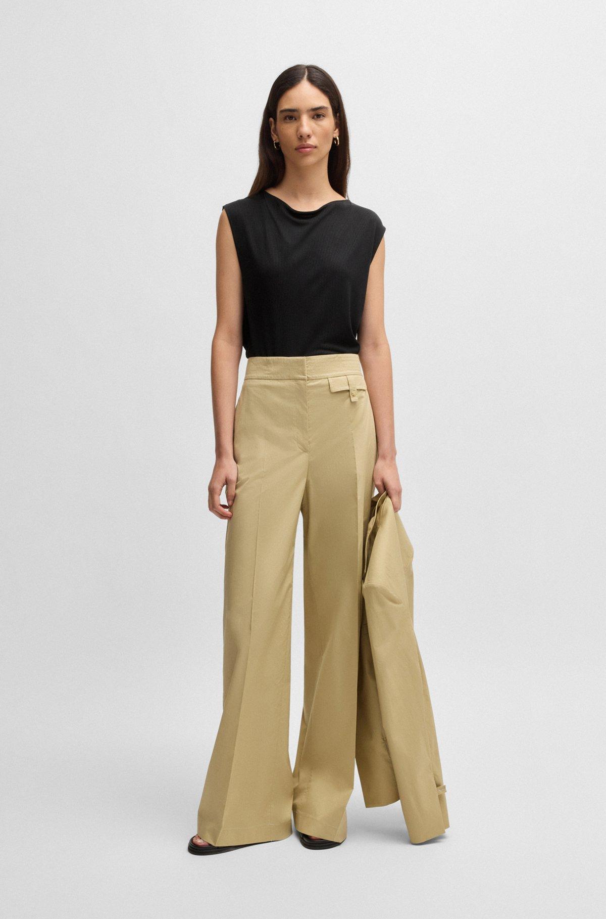 Sleeveless T-shirt with ribbed front Product Image