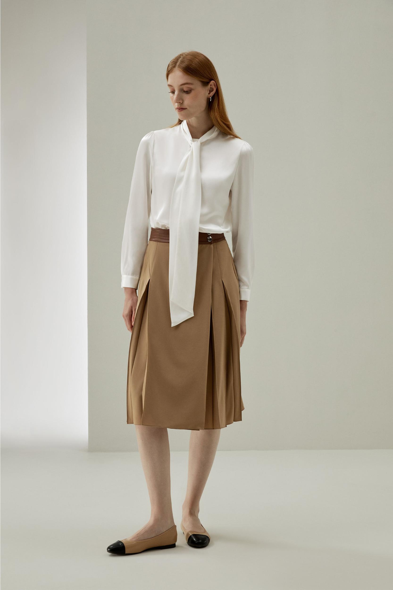 Women Bow-tie Neck Silk Blouse Product Image