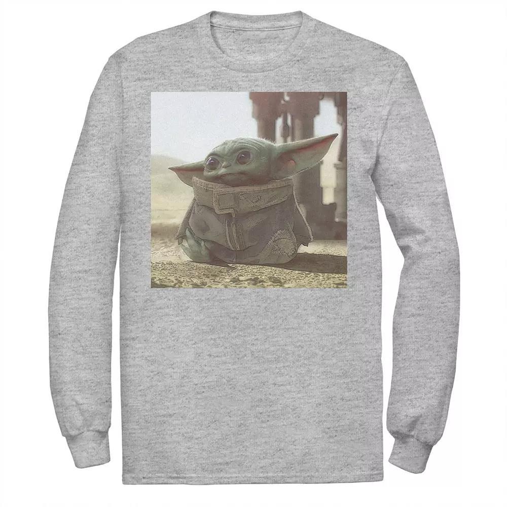 Men's Star Wars The Mandalorian The Child aka Baby Yoda Photograph Tee,  Product Image