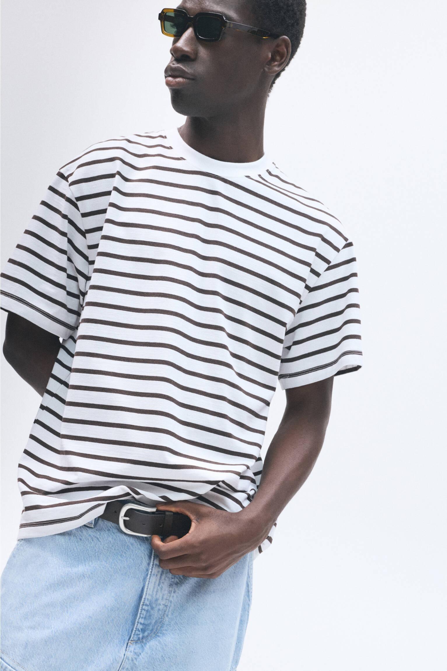 Striped short sleeve T-shirt Product Image